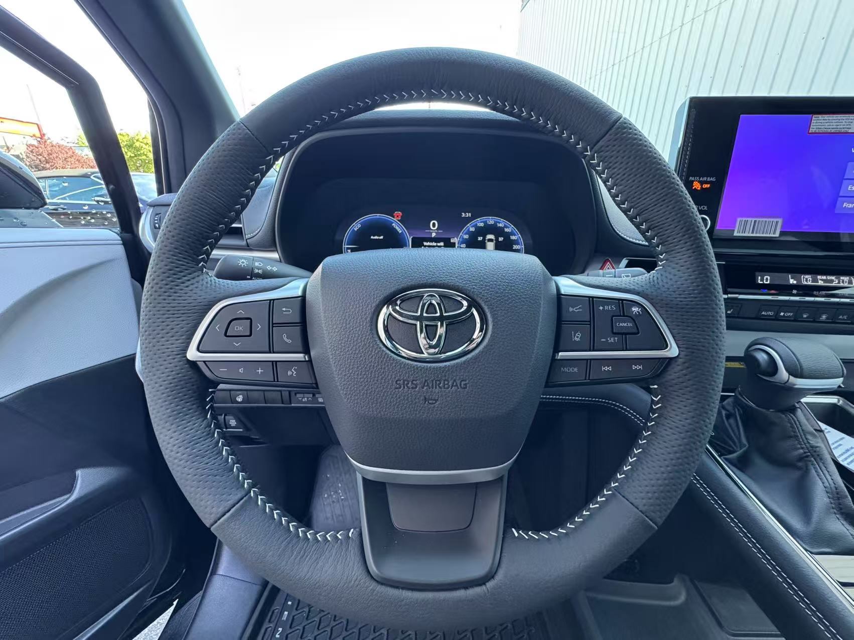 2025 Toyota Sienna XSE HYBRID AWD. 50 KM ONLY!, Vancouver, Cash