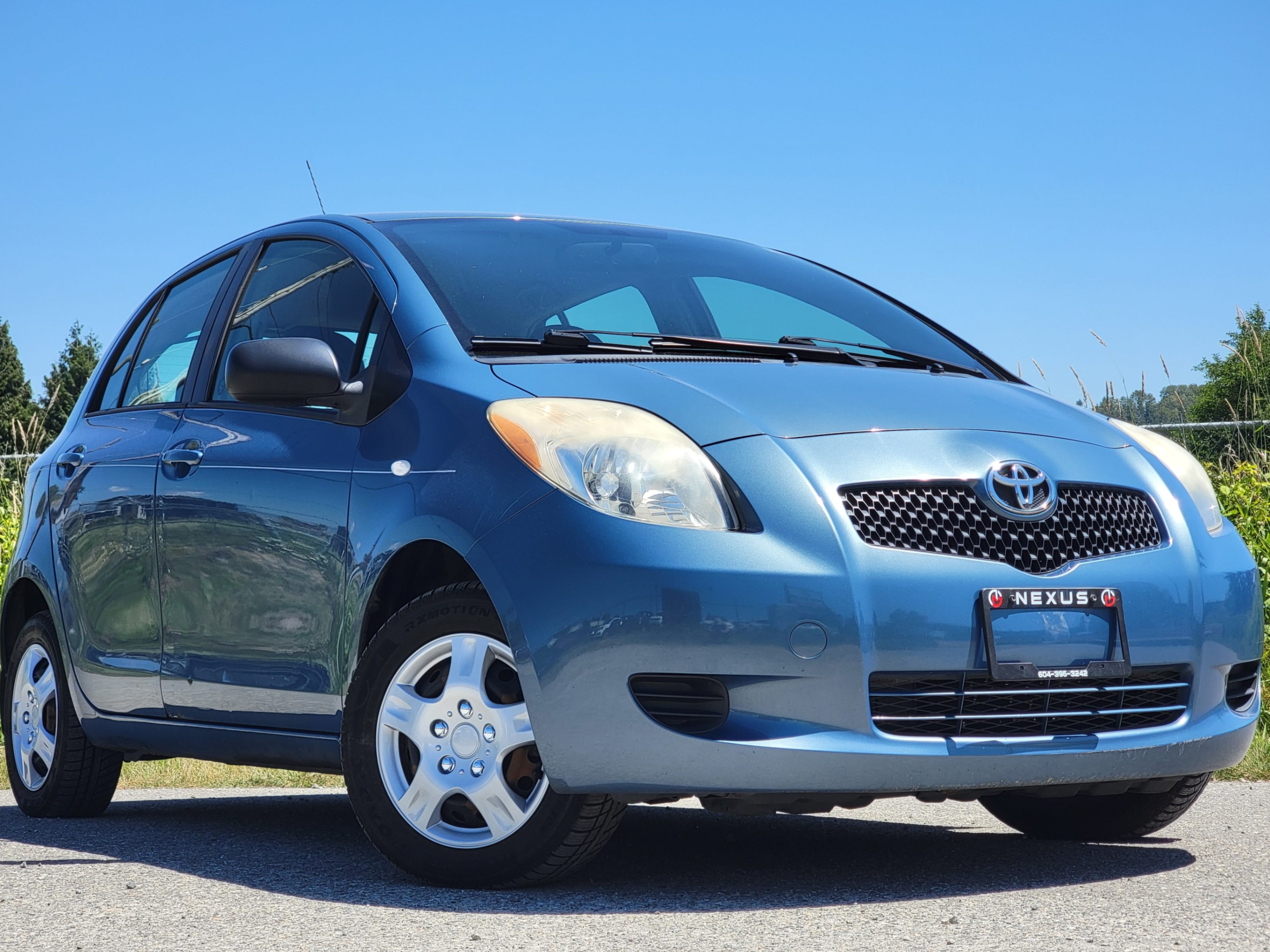 Blue 2006 Toyota Yaris Hatchback  Manual