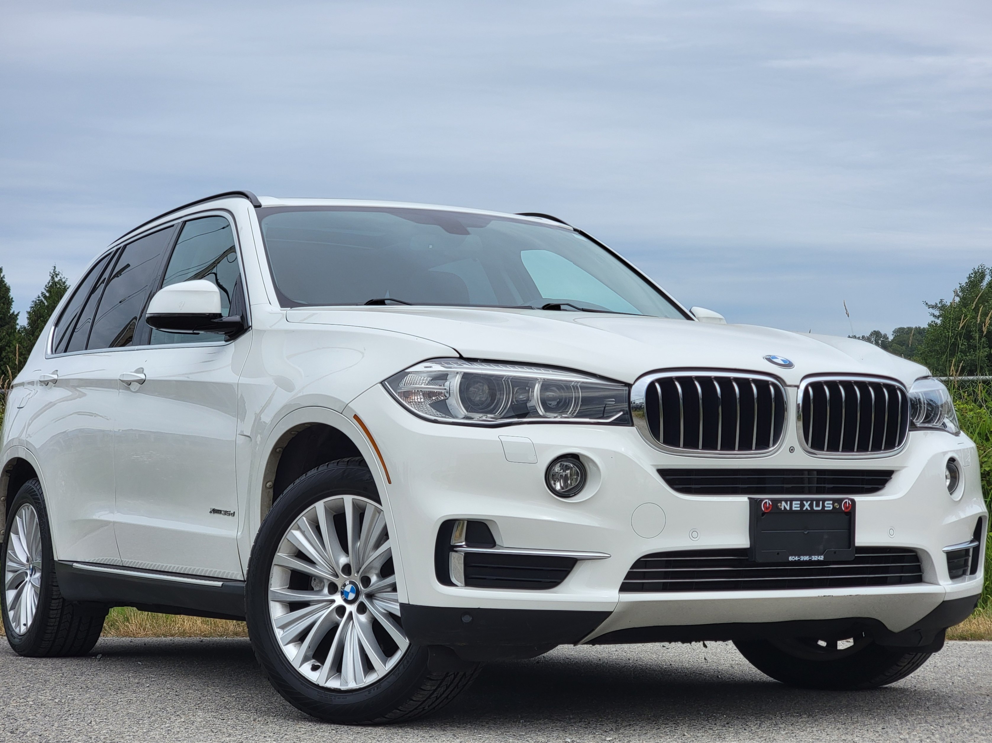 White 2014 BMW X5 SUV / Crossover All-Wheel Drive 8-Speed Automatic