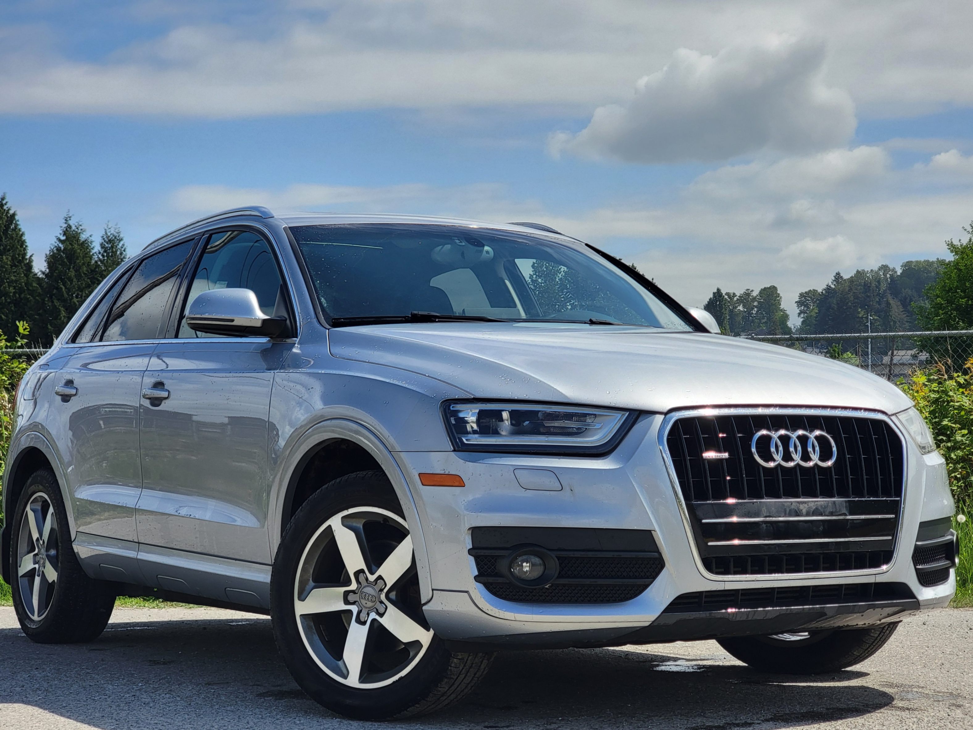Silver 2015 Audi Q3 SUV / Crossover Automatic