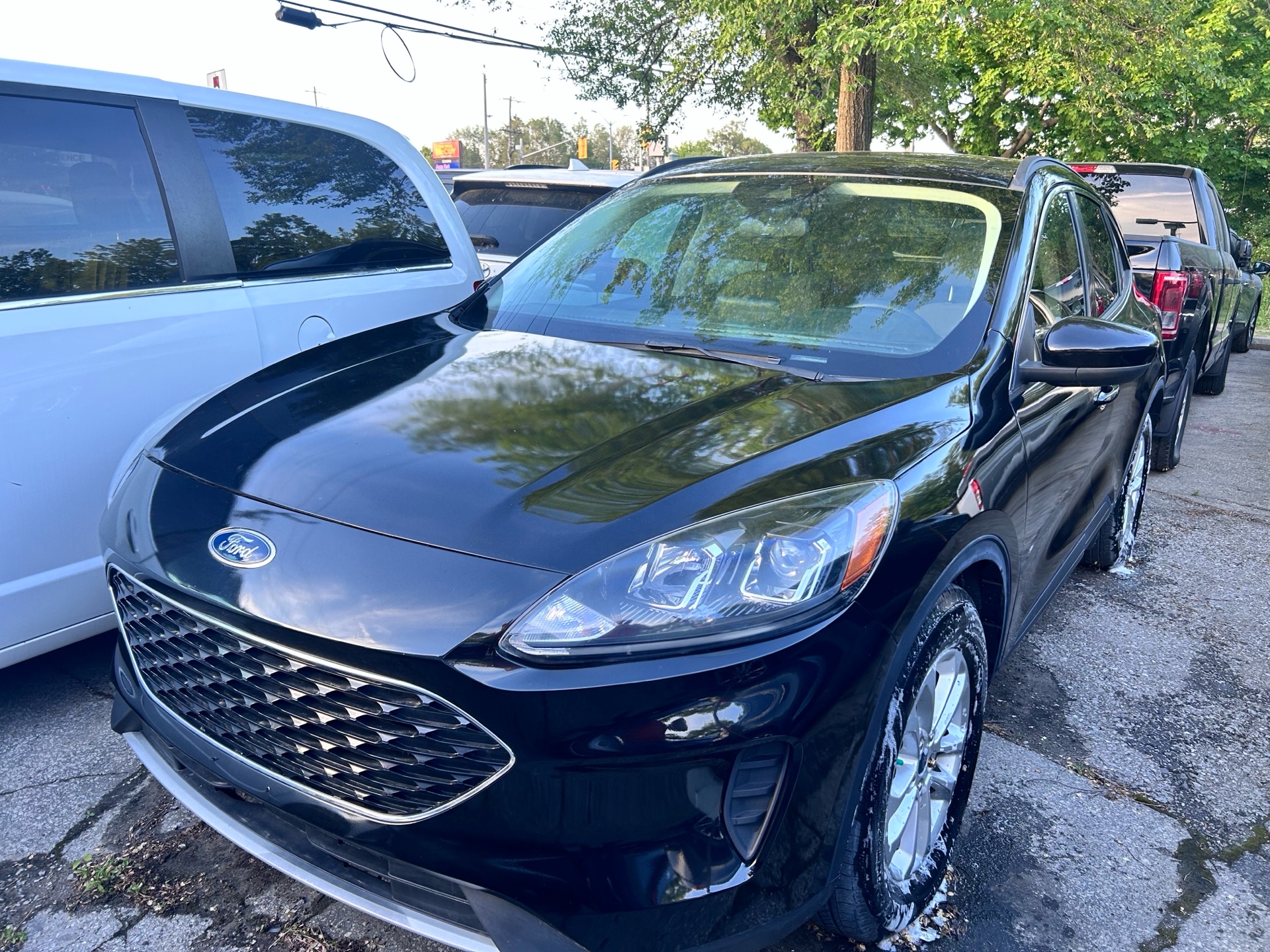 Black 2021 Ford Escape SE FWD SUV / Crossover Front-Wheel Drive Automatic
