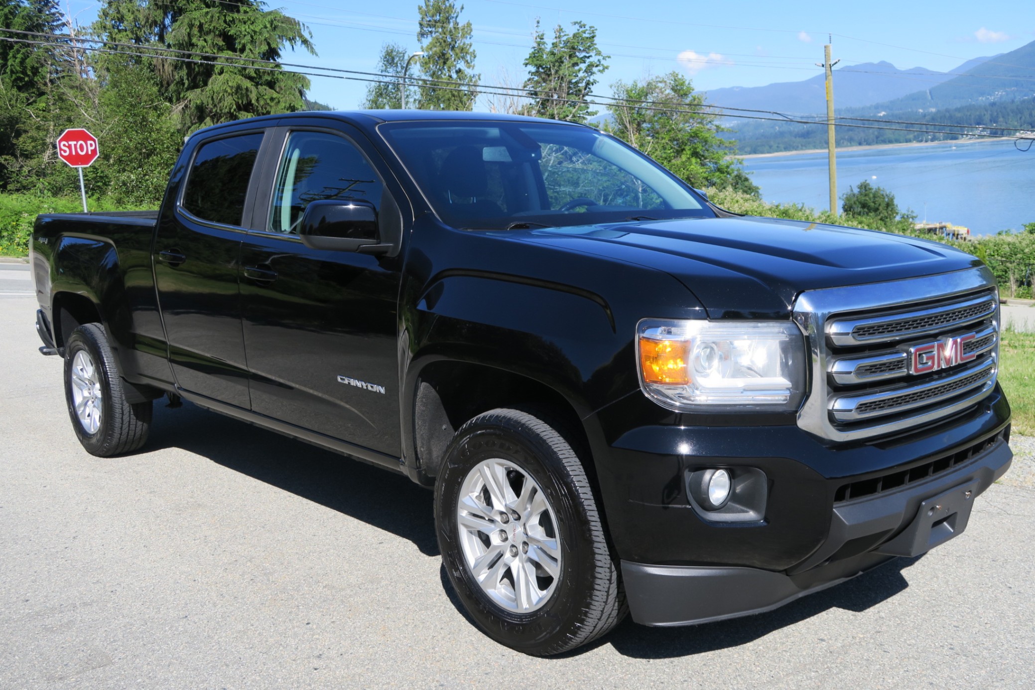 2020 GMC Canyon SLE Crew Cab 4WD