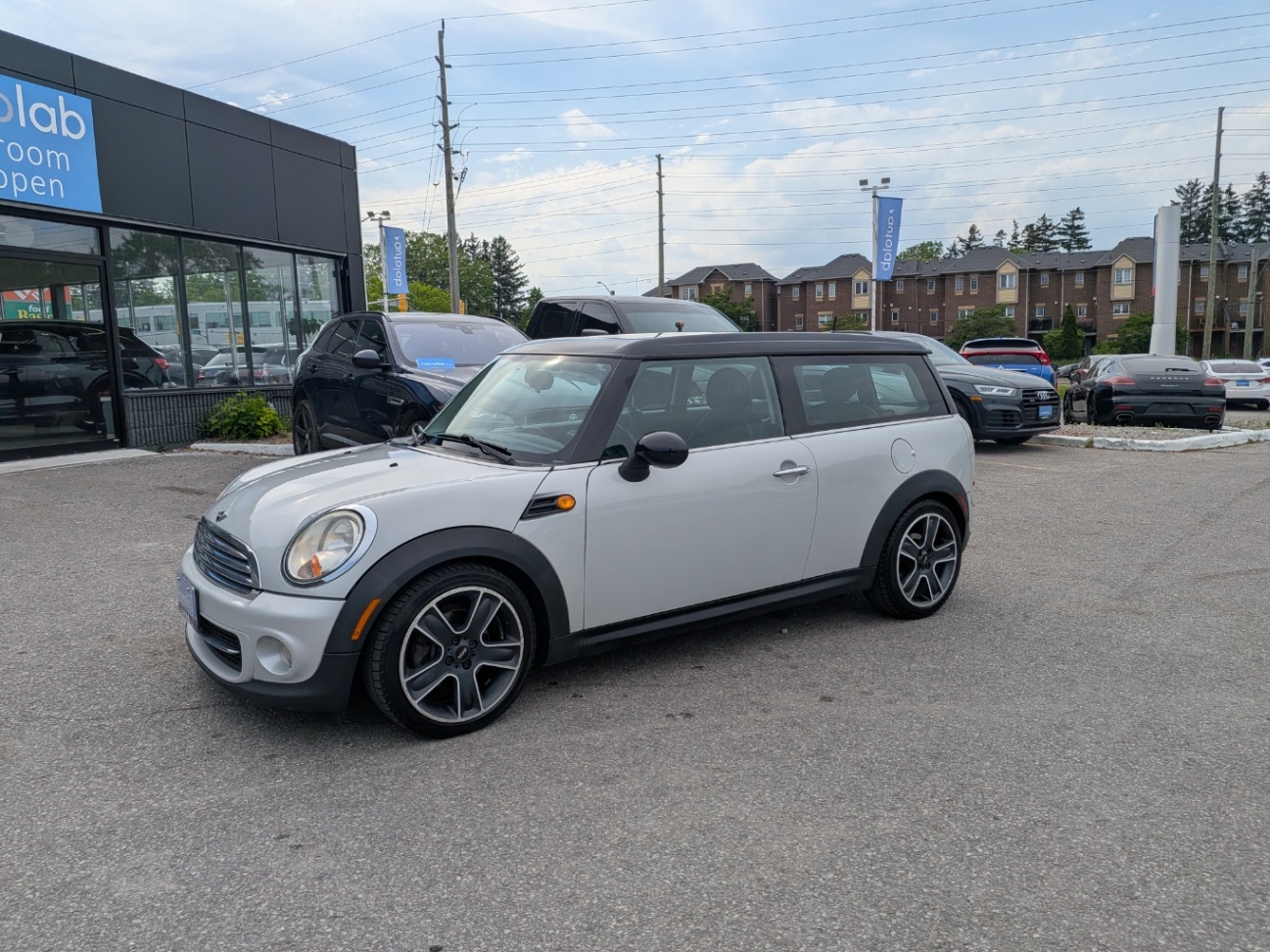 Silver 2011 MINI Cooper Clubman FWD Wagon Front-Wheel Drive Manual
