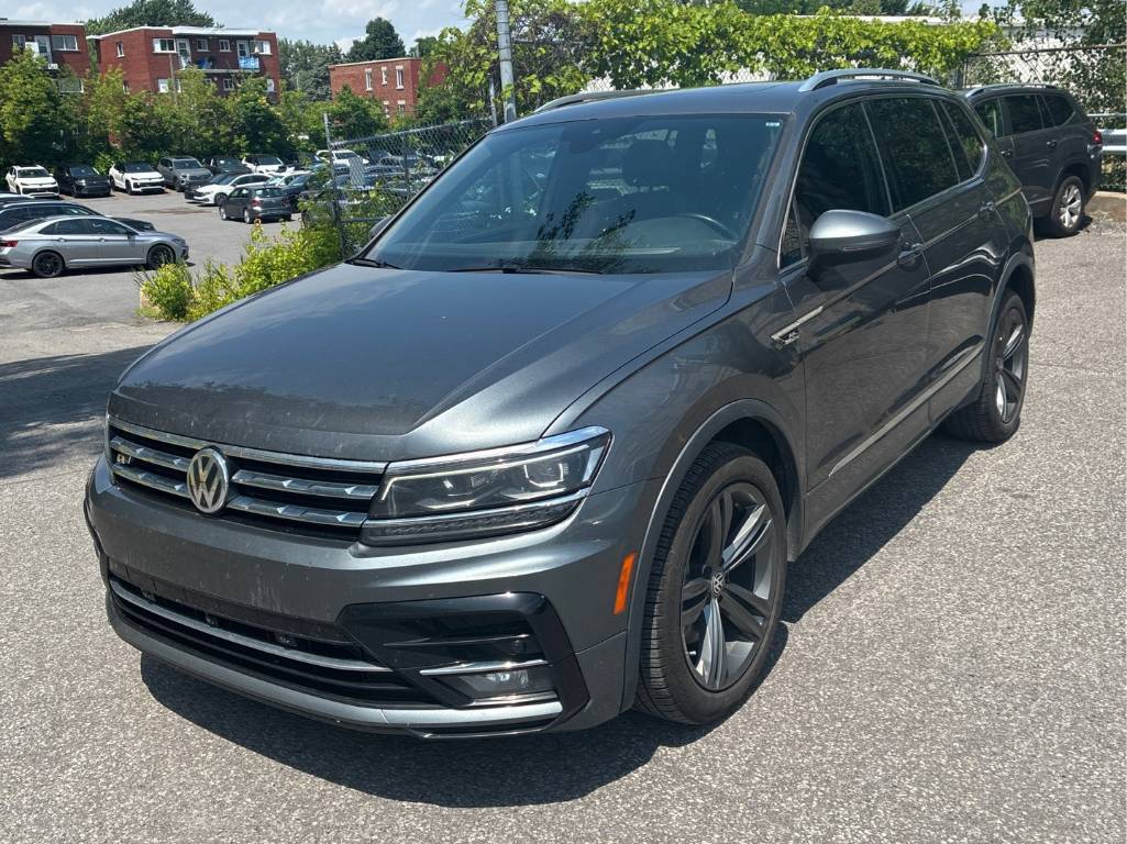 Gray (Dark Grey) 2021 Volkswagen Tiguan SUV / Crossover Automatic
