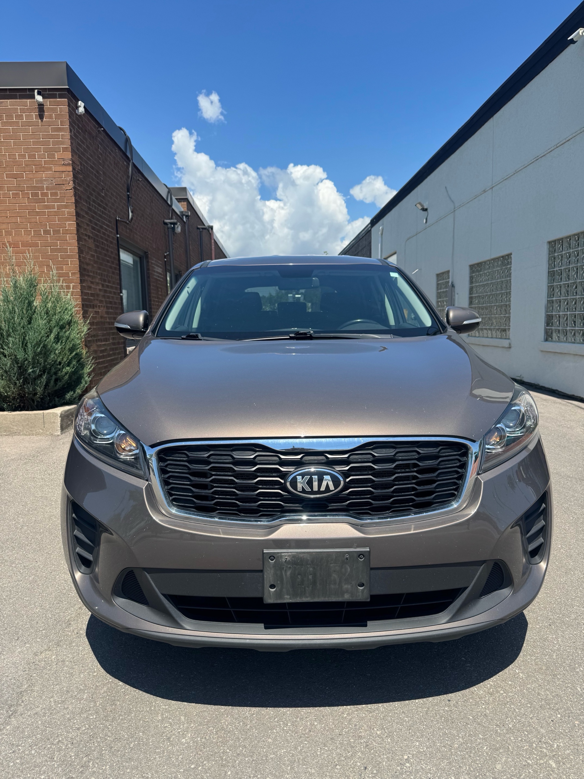 Gray 2019 Kia Sorento SUV / Crossover Front-Wheel Drive Automatic