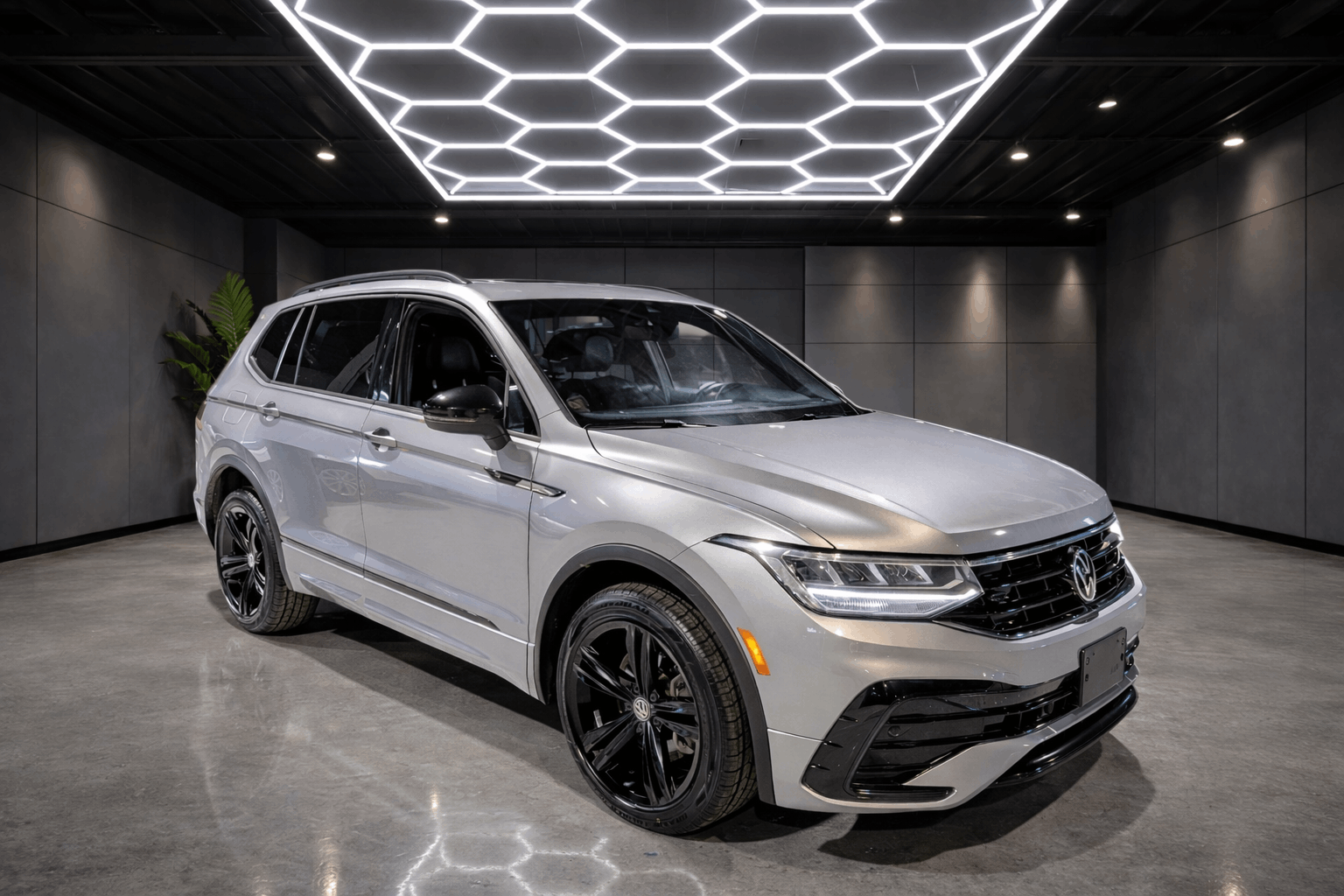 2023 Volkswagen Tiguan Highline R-Line 4Motion