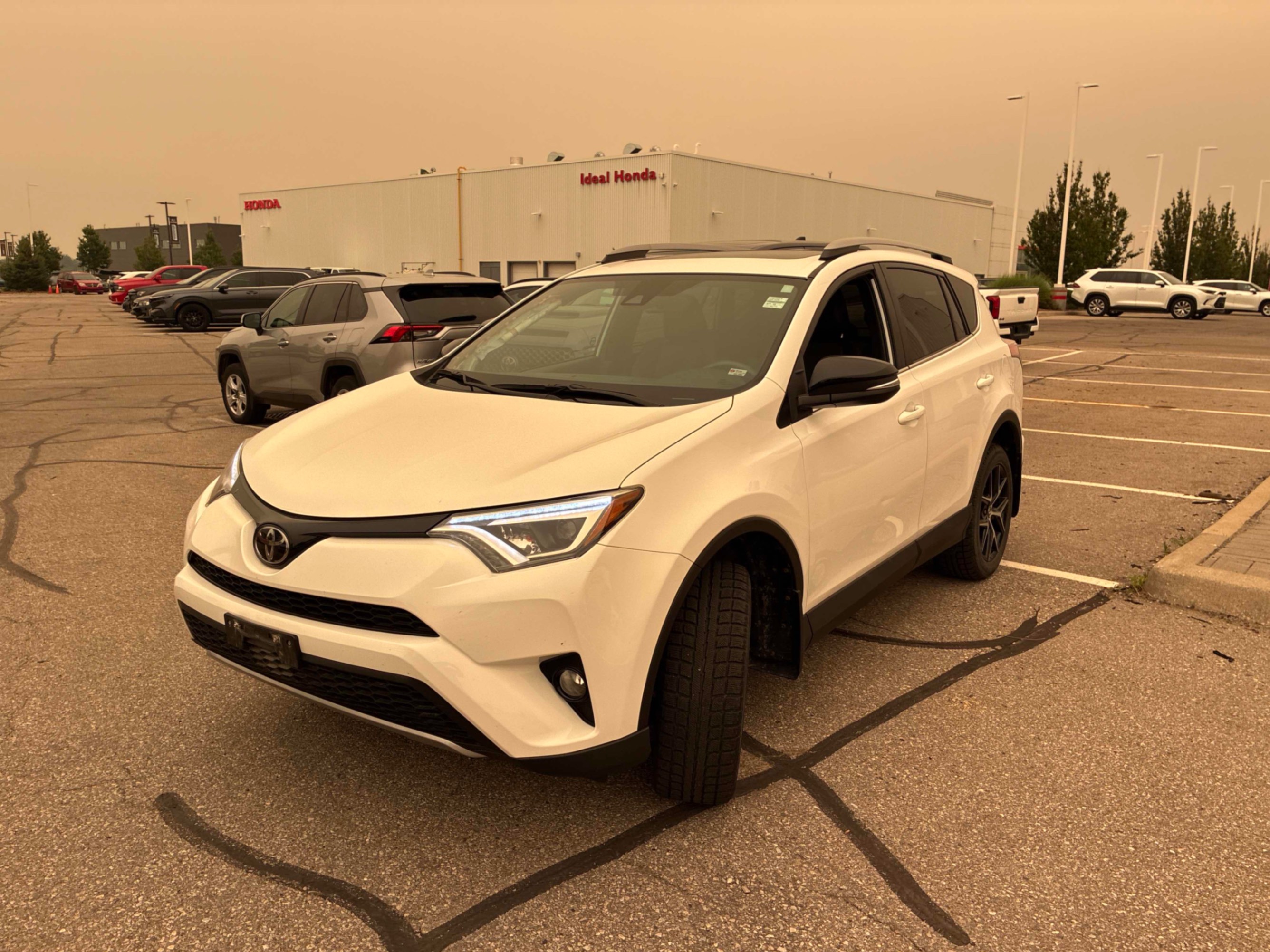 White 2018 Toyota RAV4 SUV / Crossover All-Wheel Drive Automatic
