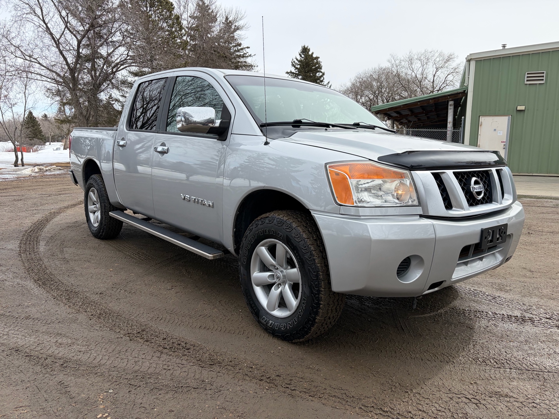 2012 Nissan Titan S Crew Cab 4WD