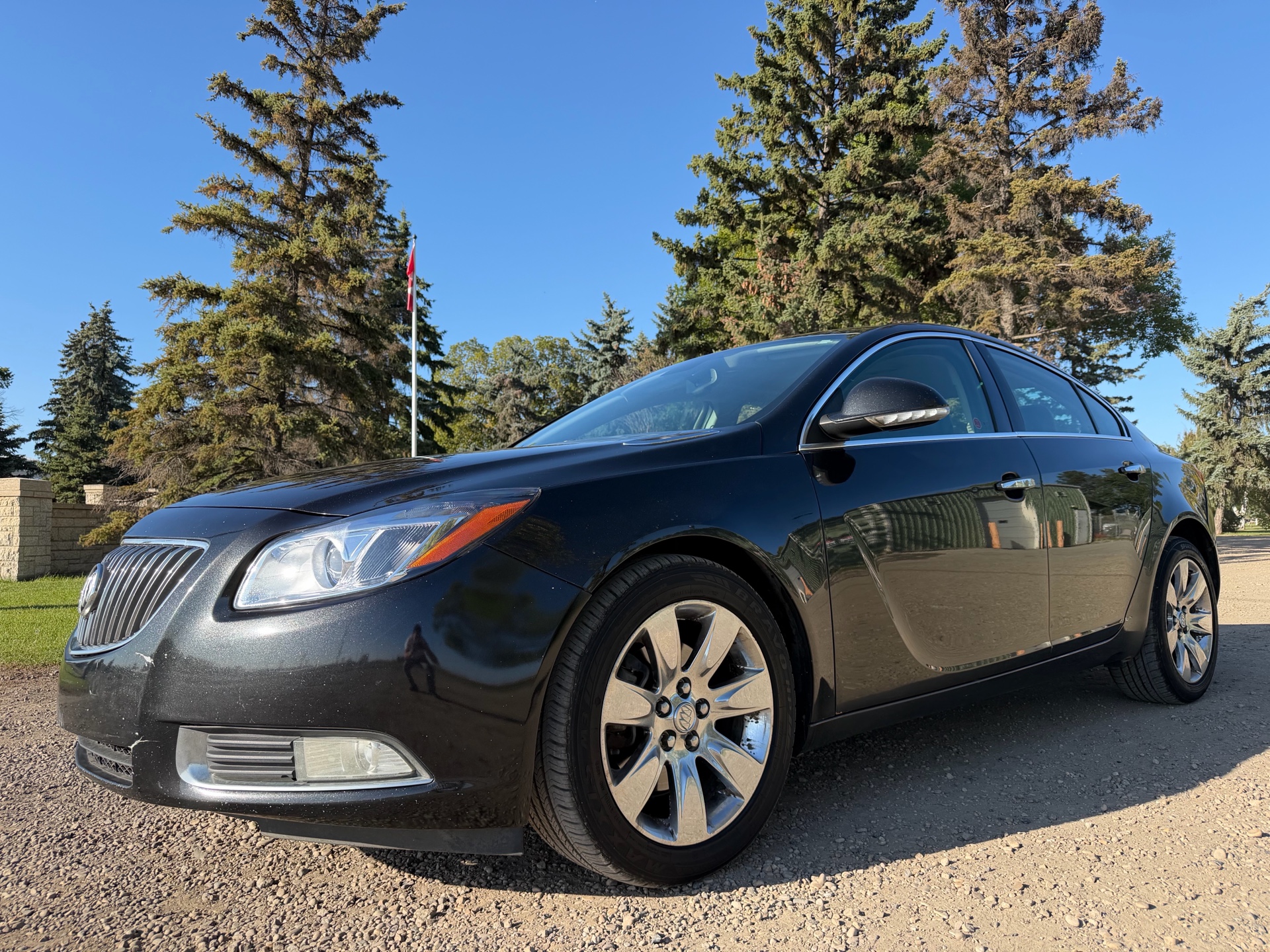 Black 2013 Buick Regal Sedan Automatic