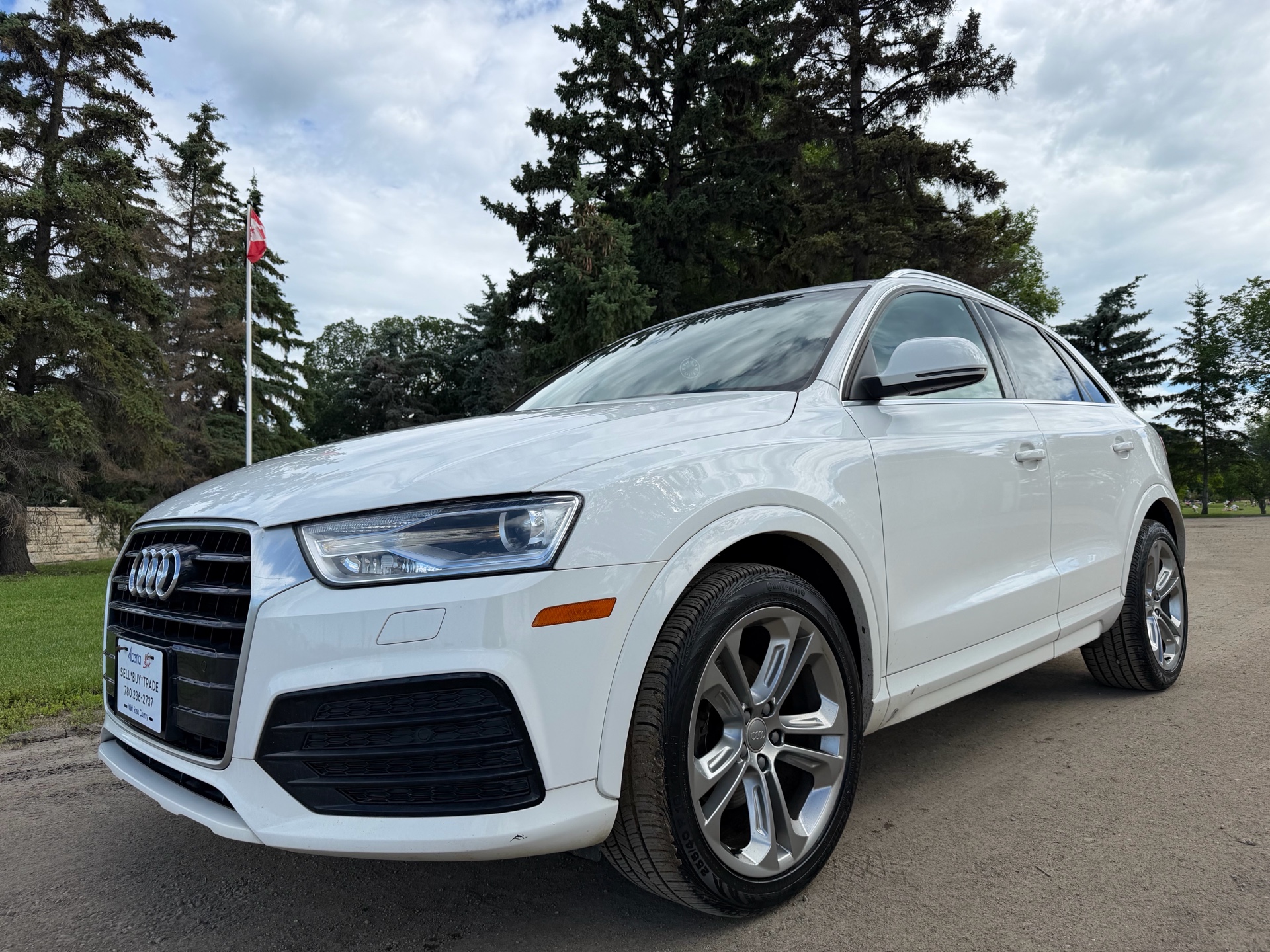 White 2018 Audi Q3 SUV / Crossover Automatic
