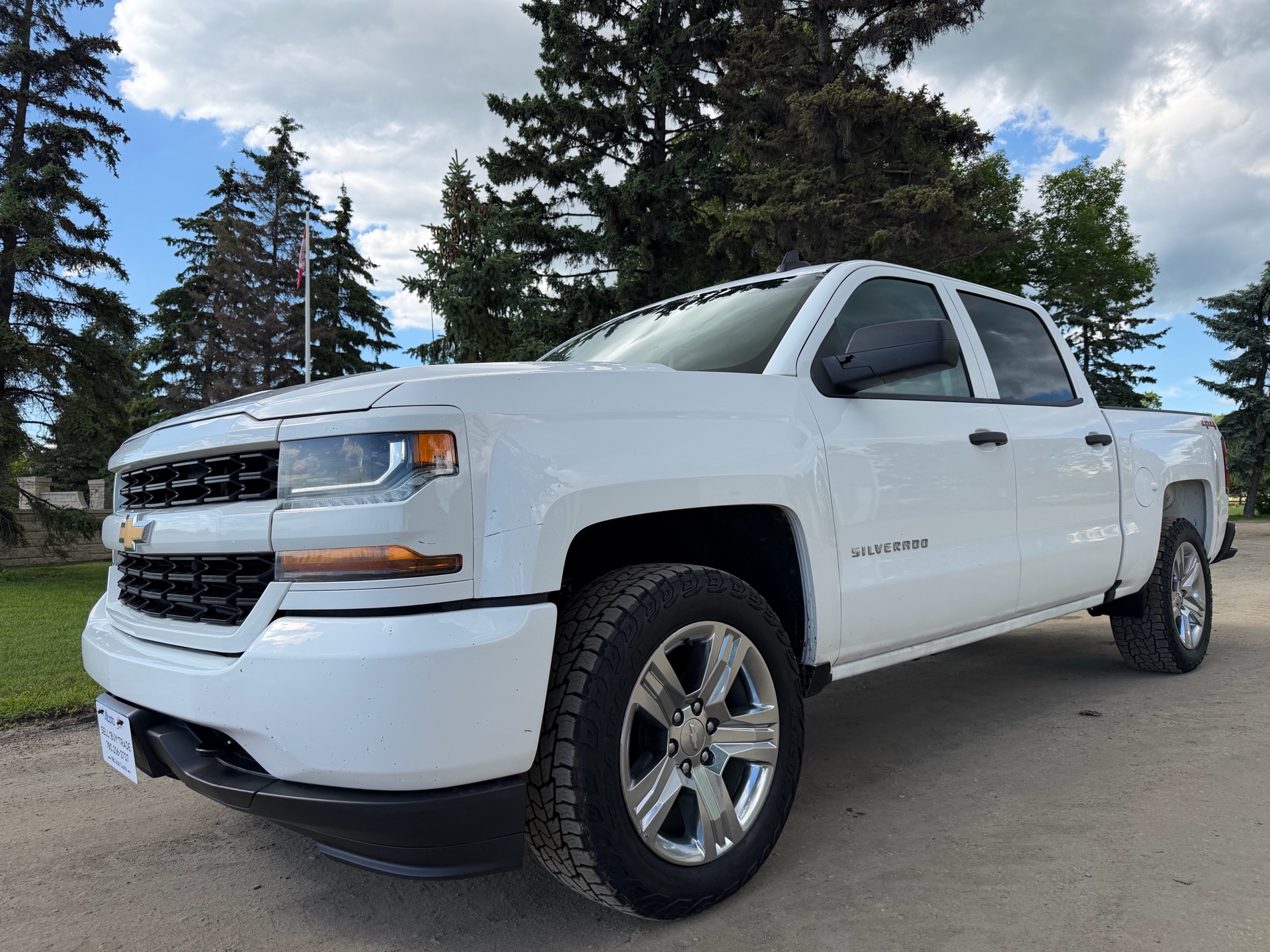 White 2018 Chevrolet Silverado 1500 Pickup Truck Four-Wheel Drive Automatic