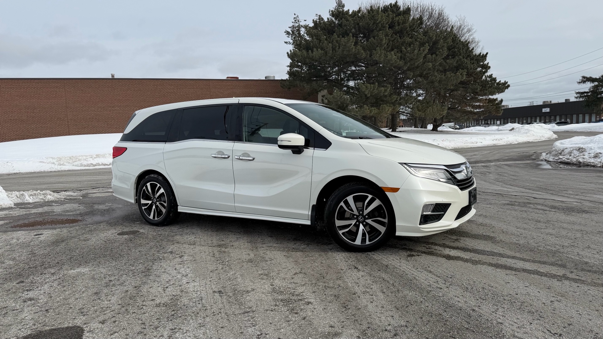 Honda Odyssey Touring FWD