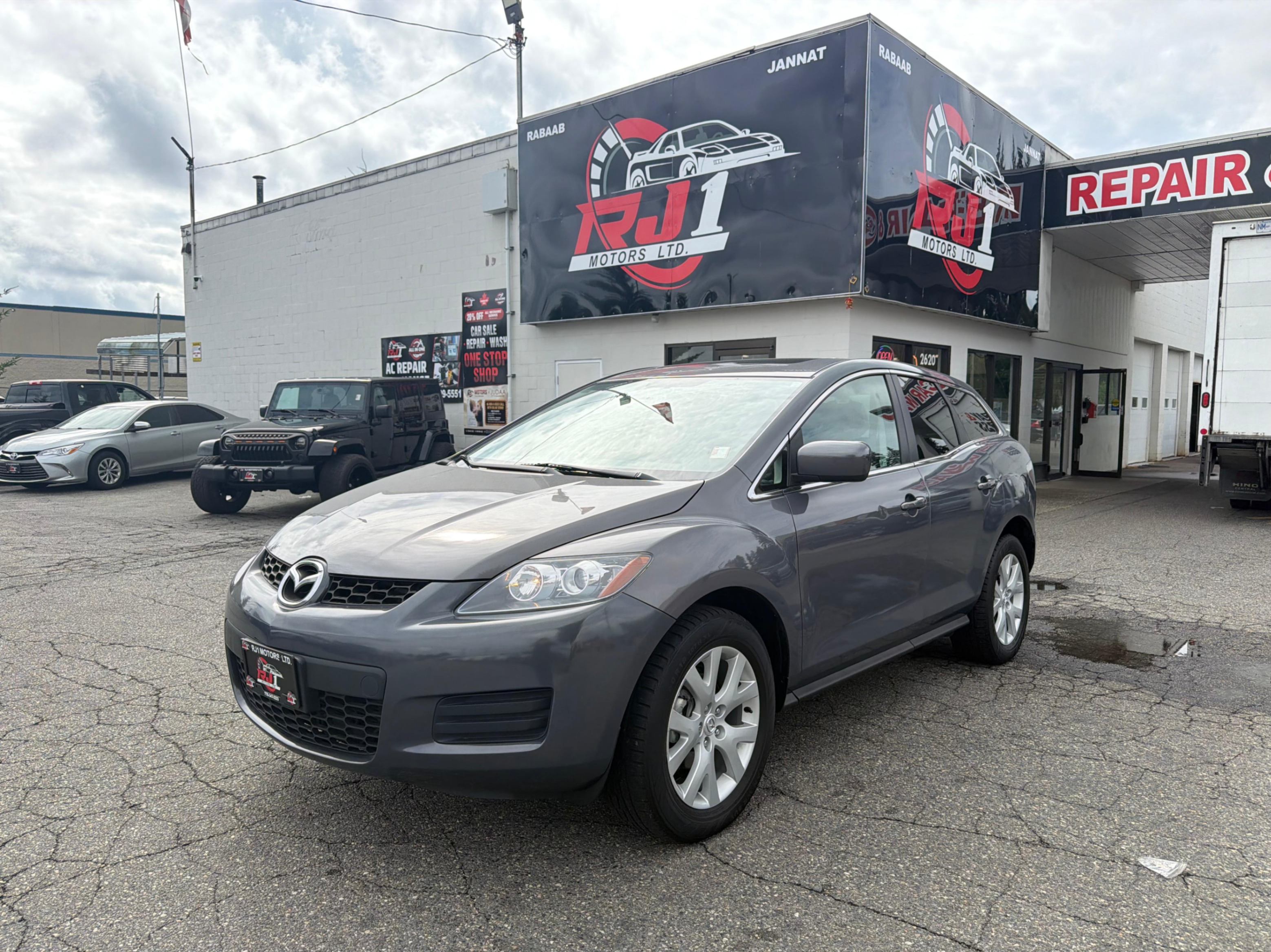 Gray 2009 Mazda CX-7 SUV / Crossover Automatic
