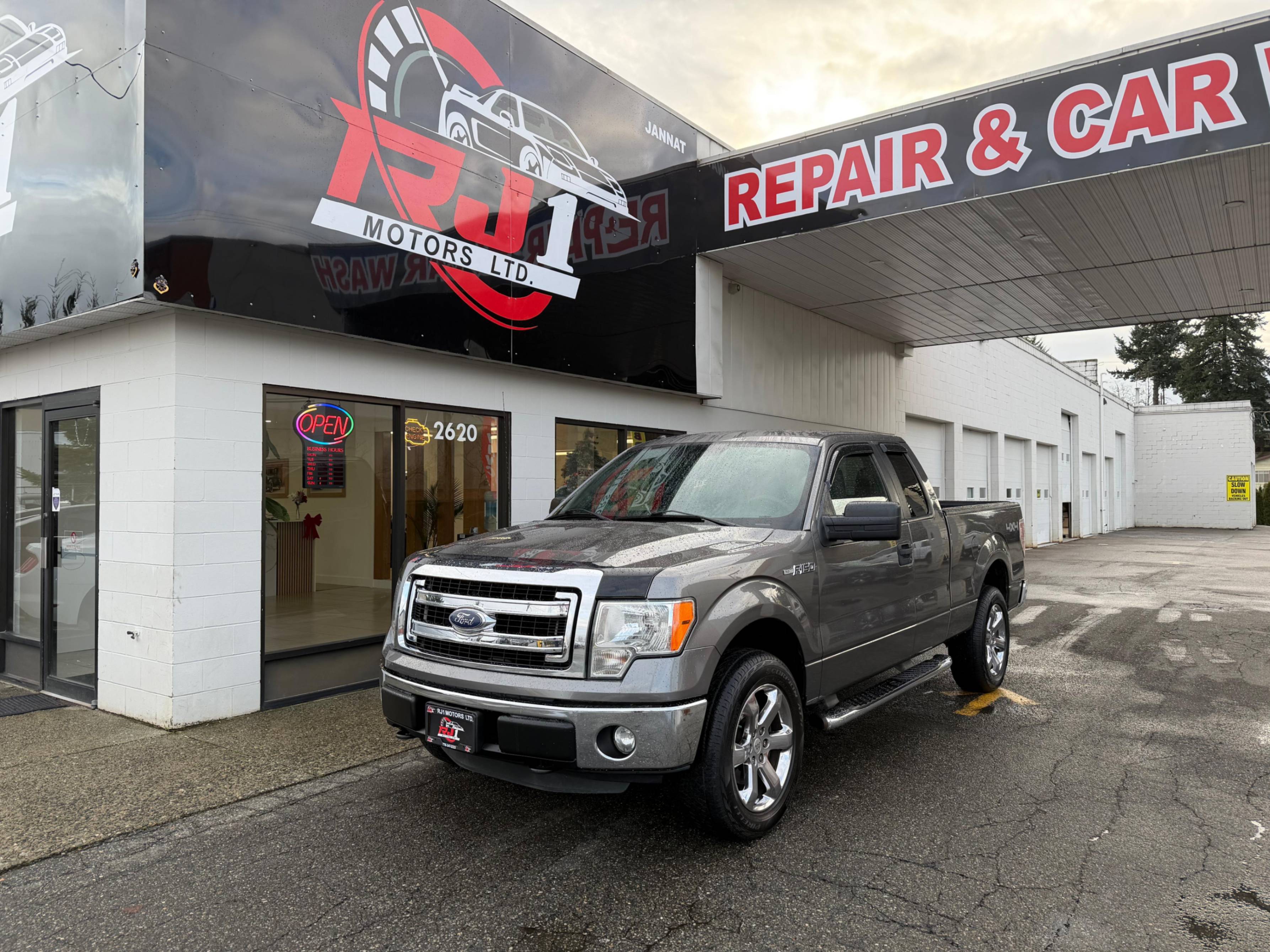 2014 Ford F-150 XL SuperCab 4WD