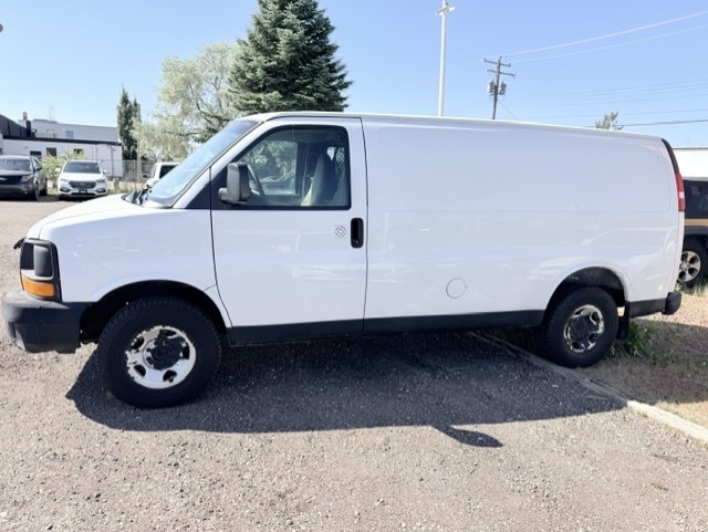 2009 GMC Savana Cargo 3500