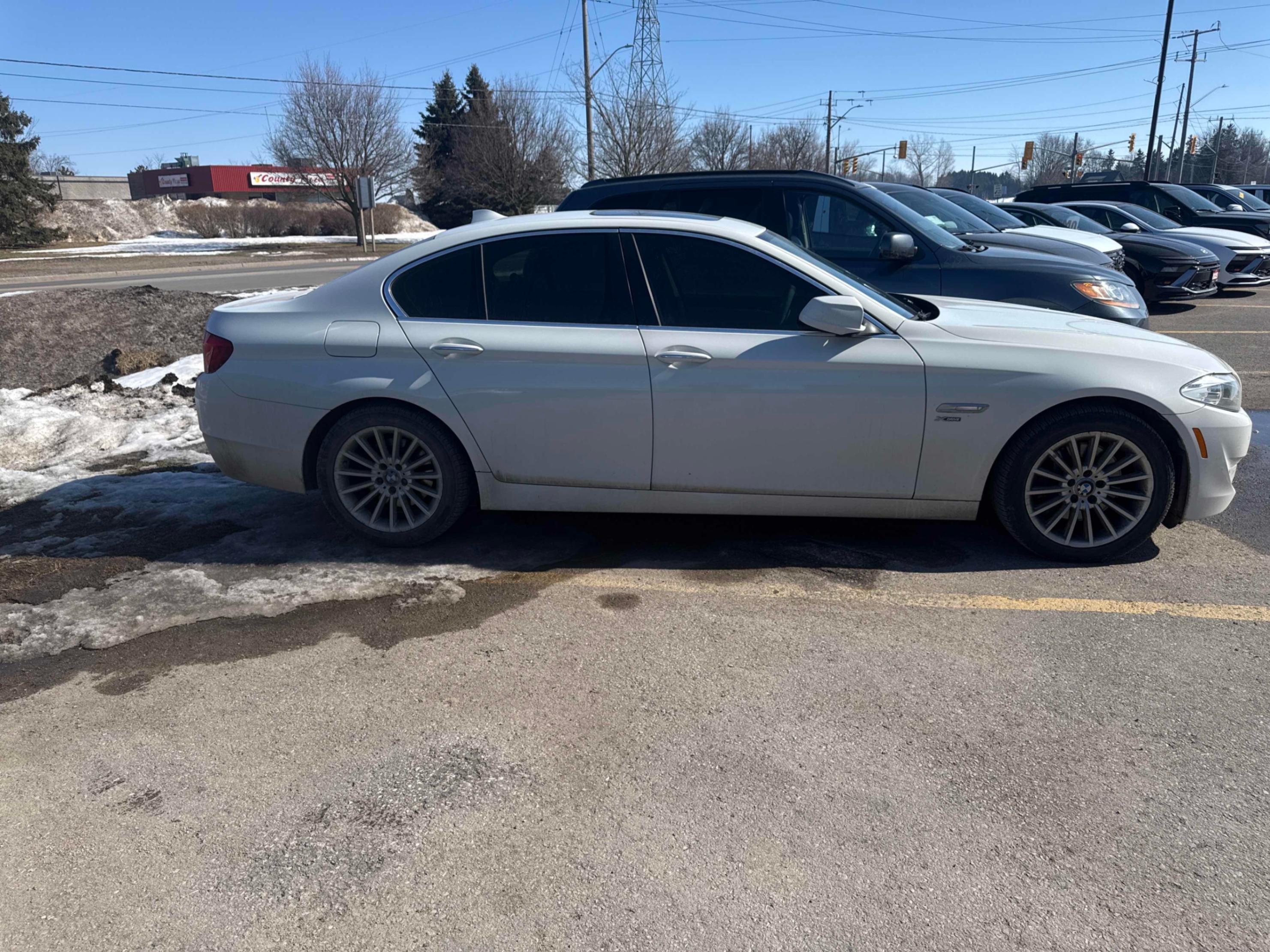 BMW 5 Series 535i xDrive Sedan AWD 2012