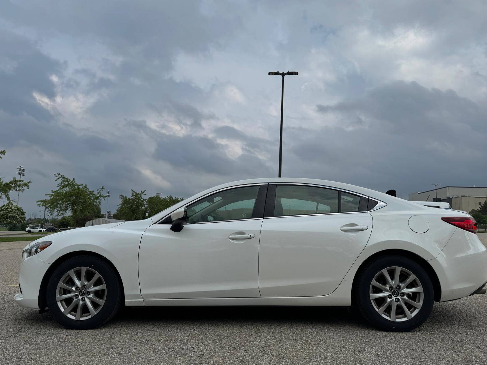 White 2016 Mazda MAZDA6 Sedan Automatic