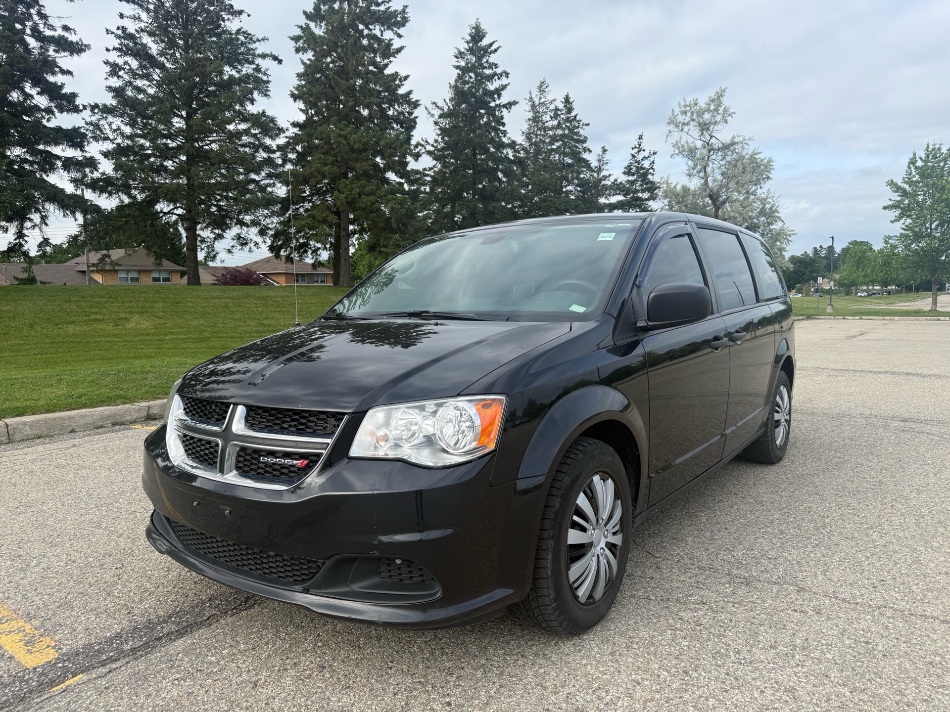 Black 2018 Dodge Grand Caravan Minivan Automatic