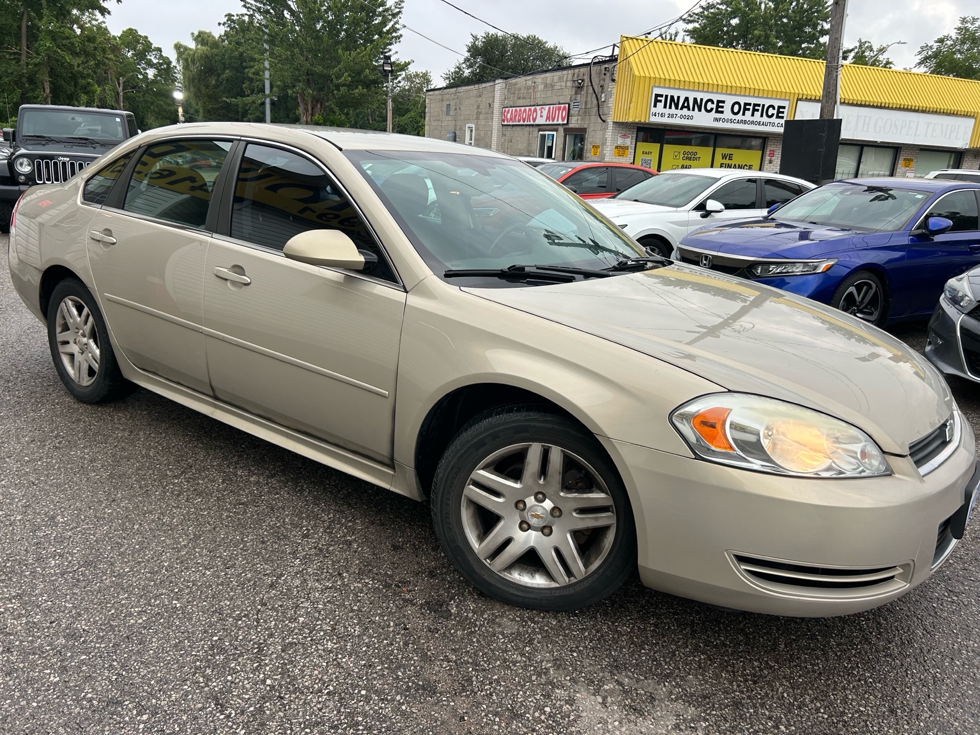 2011 Chevrolet Impala LT/AUTO/P.GROUB/BLUE TOOTH/CLEAN CAR