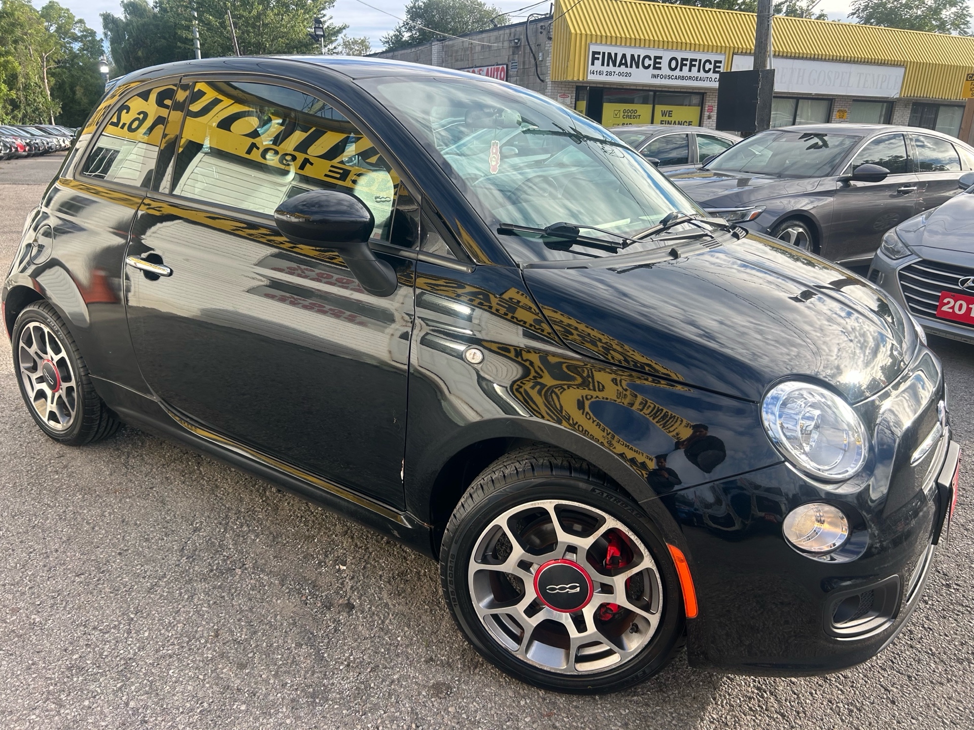 2015 Fiat 500 2-DOOR LOUNGE/HATCH/AUTO/LEATHER/FOG LIGHTS/LOADED/ALLOYS