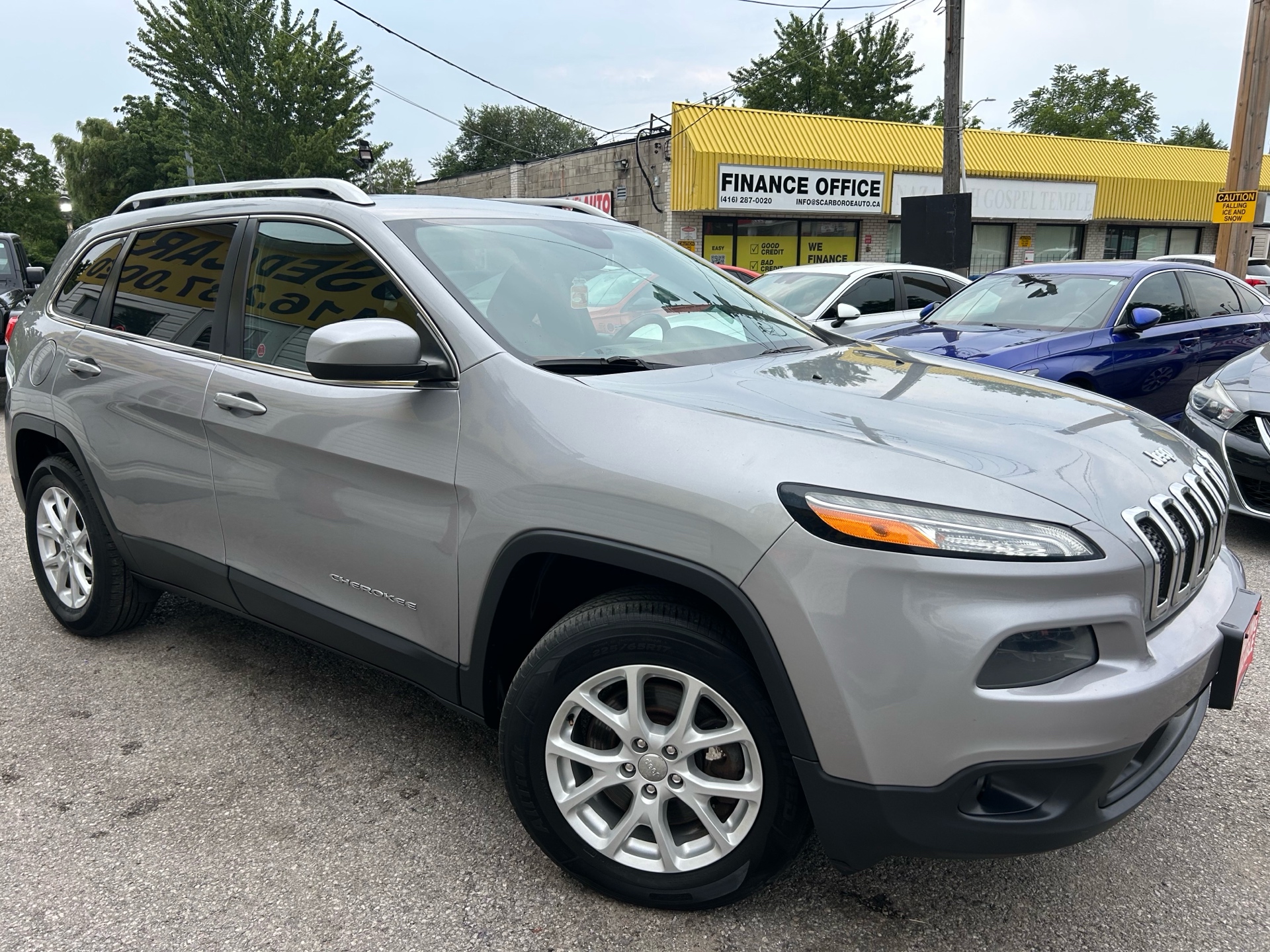 2015 Jeep Cherokee North/4WD/CAMERA/POWER GROUP/BLUETOOTH/FOG LIGHTS/ALLOYS/CLEAN CAR FAX