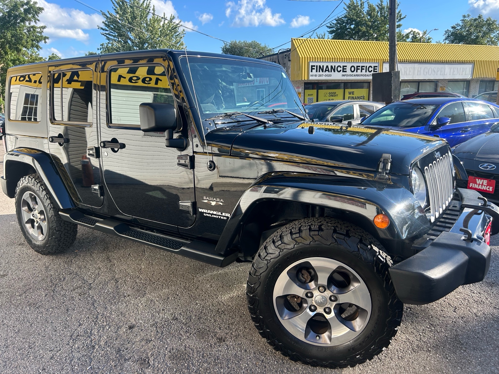 2016 Jeep WRANGLER UNLIMITED SAHARA/4WD/NAVI/AUTO/P.GROUB/BLUE TOOTH/HARD TOP/FIG LIGHTS/HEATED SEATS/ALLOYS/CLEAN CARFAX
