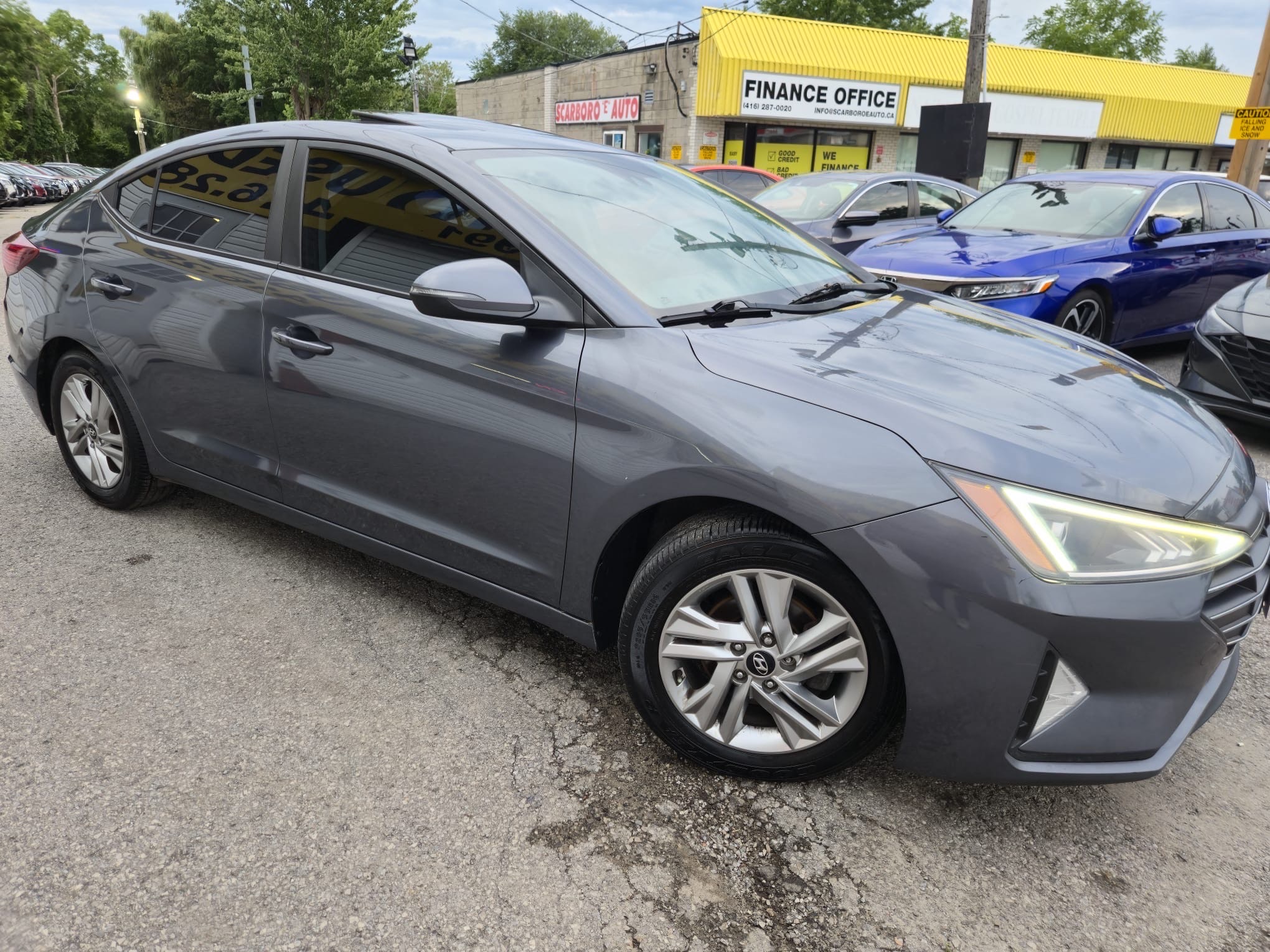 2019 Hyundai Elantra Preferred Auto w/Sun & Safety Package/NAVI/CAMERA/BLUE TOOTH/POWER GROUP/FOG LIGHTS/ALLOYS..