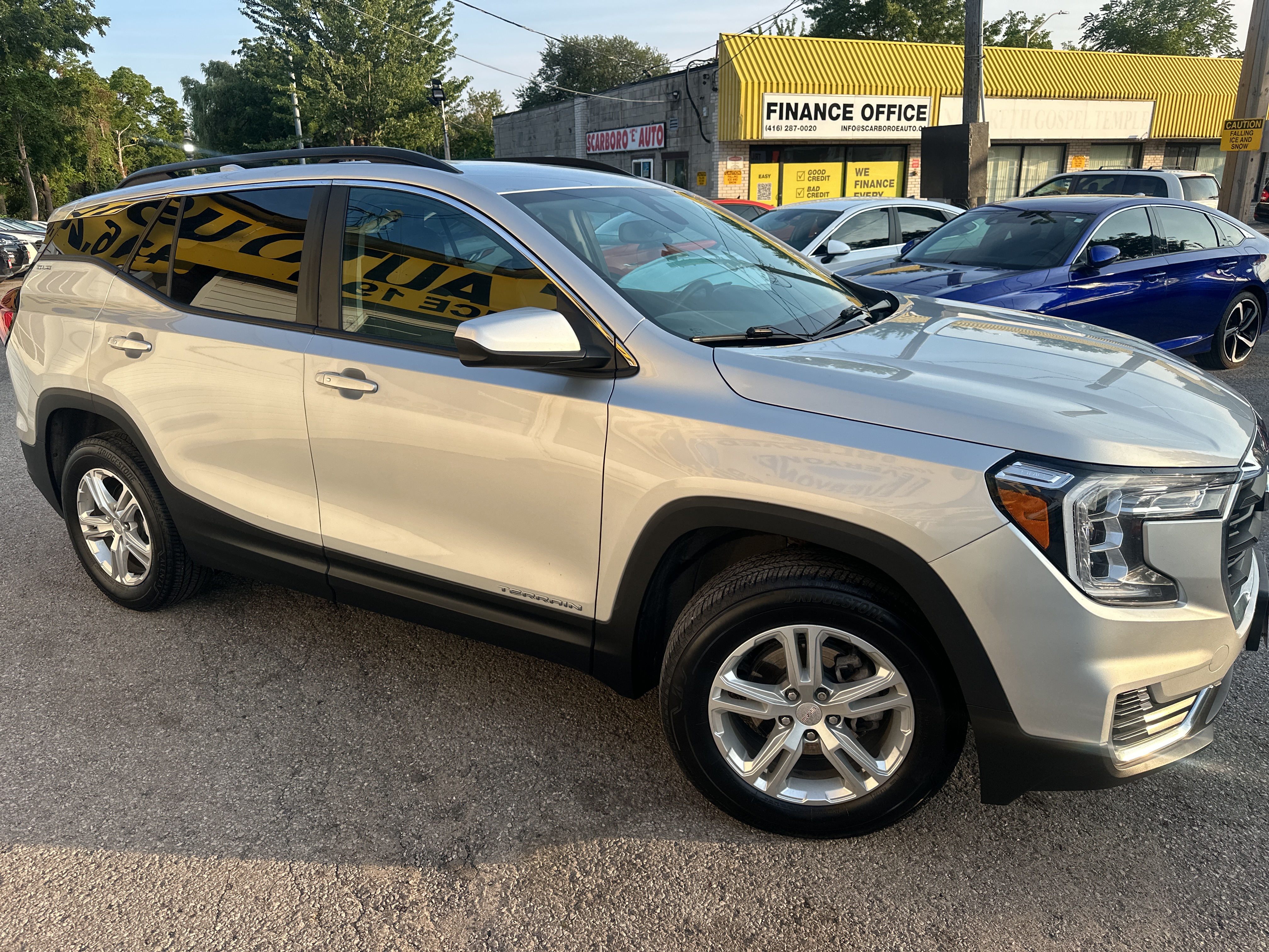2022 GMC Terrain AWD/SLE/NAVI/CAMERA/POWER SEAT/POWER GROUP/BLUE TOITH/ALLOYS