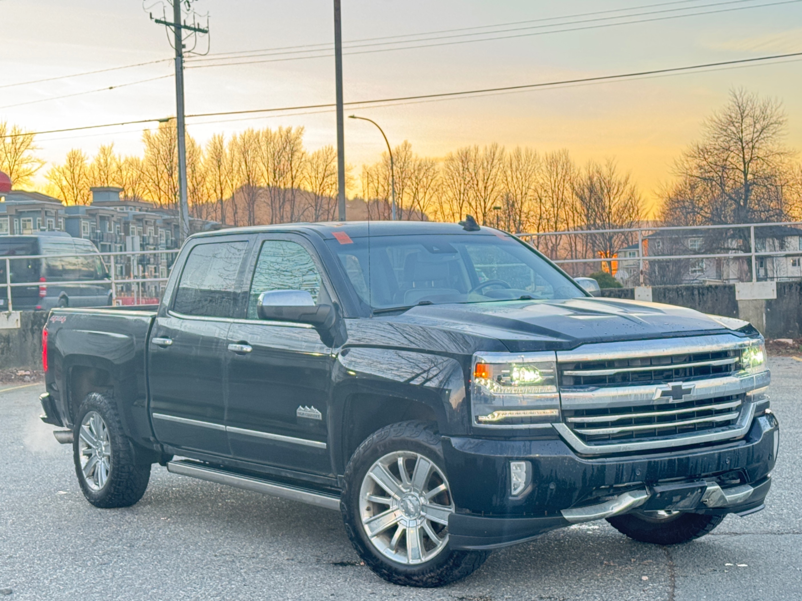 2017 Chevrolet Silverado 1500 High Country Crew Cab 4WD