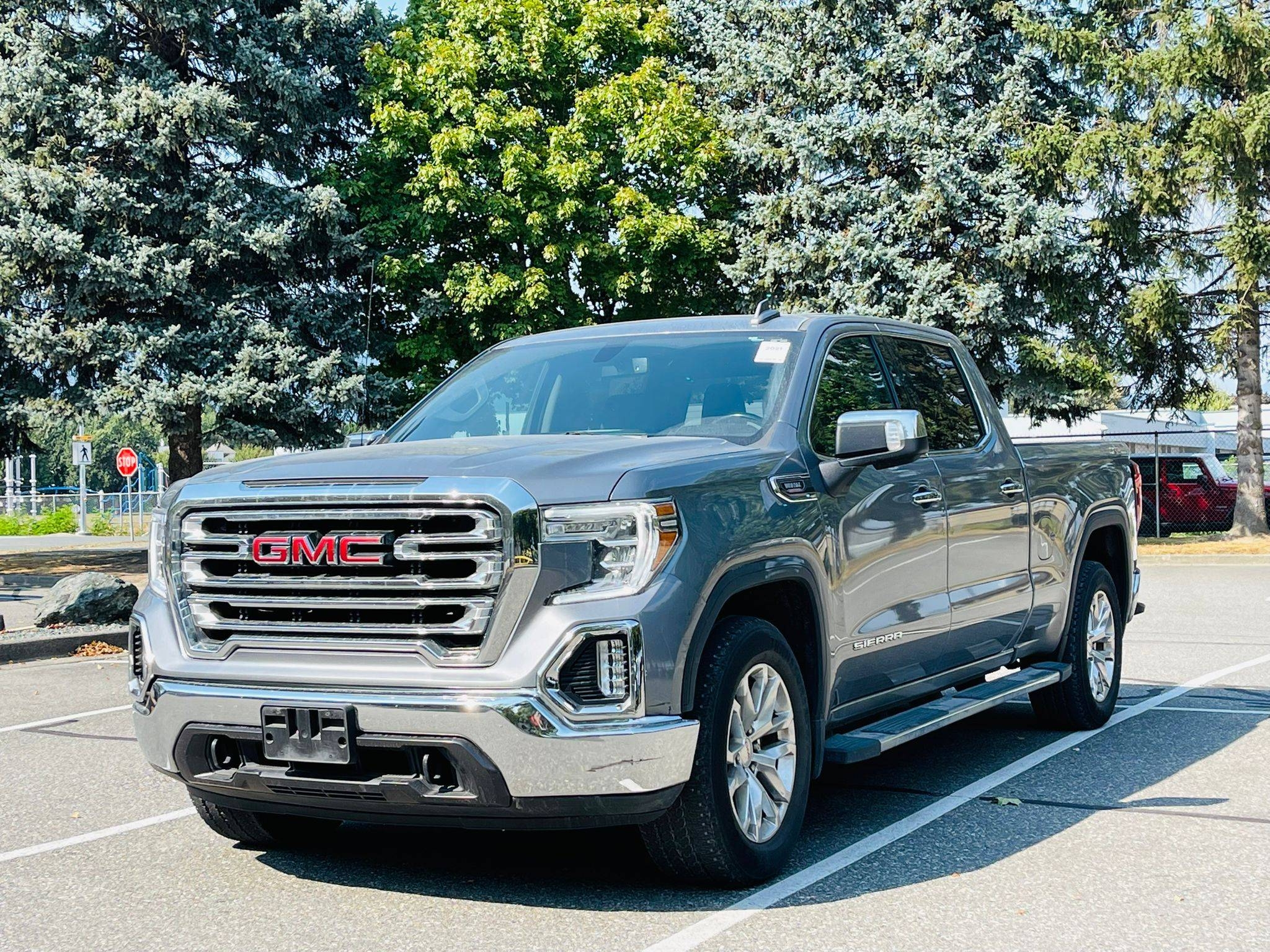 2021 GMC Sierra 1500 SLT Crew Cab 4WD
