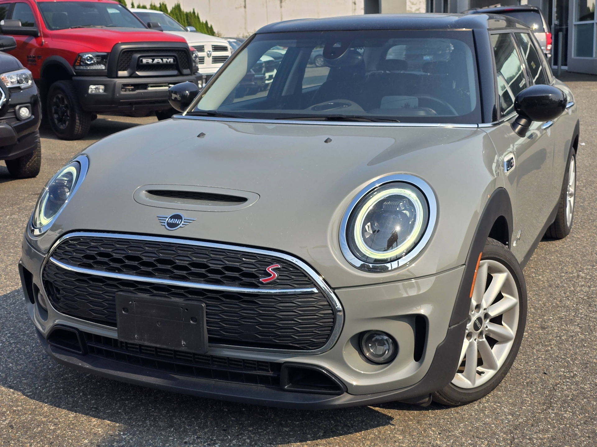 Gray 2022 MINI Cooper Clubman Wagon All-Wheel Drive Automatic
