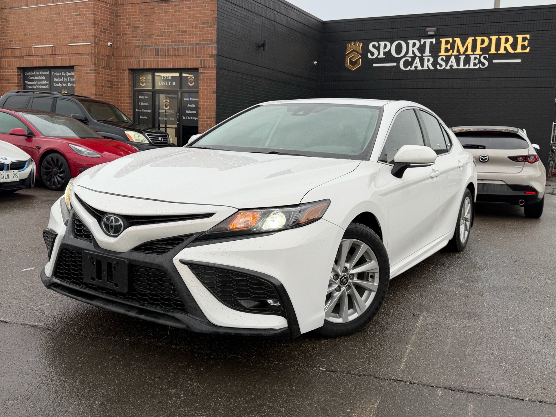 Toyota Camry SE AWD
