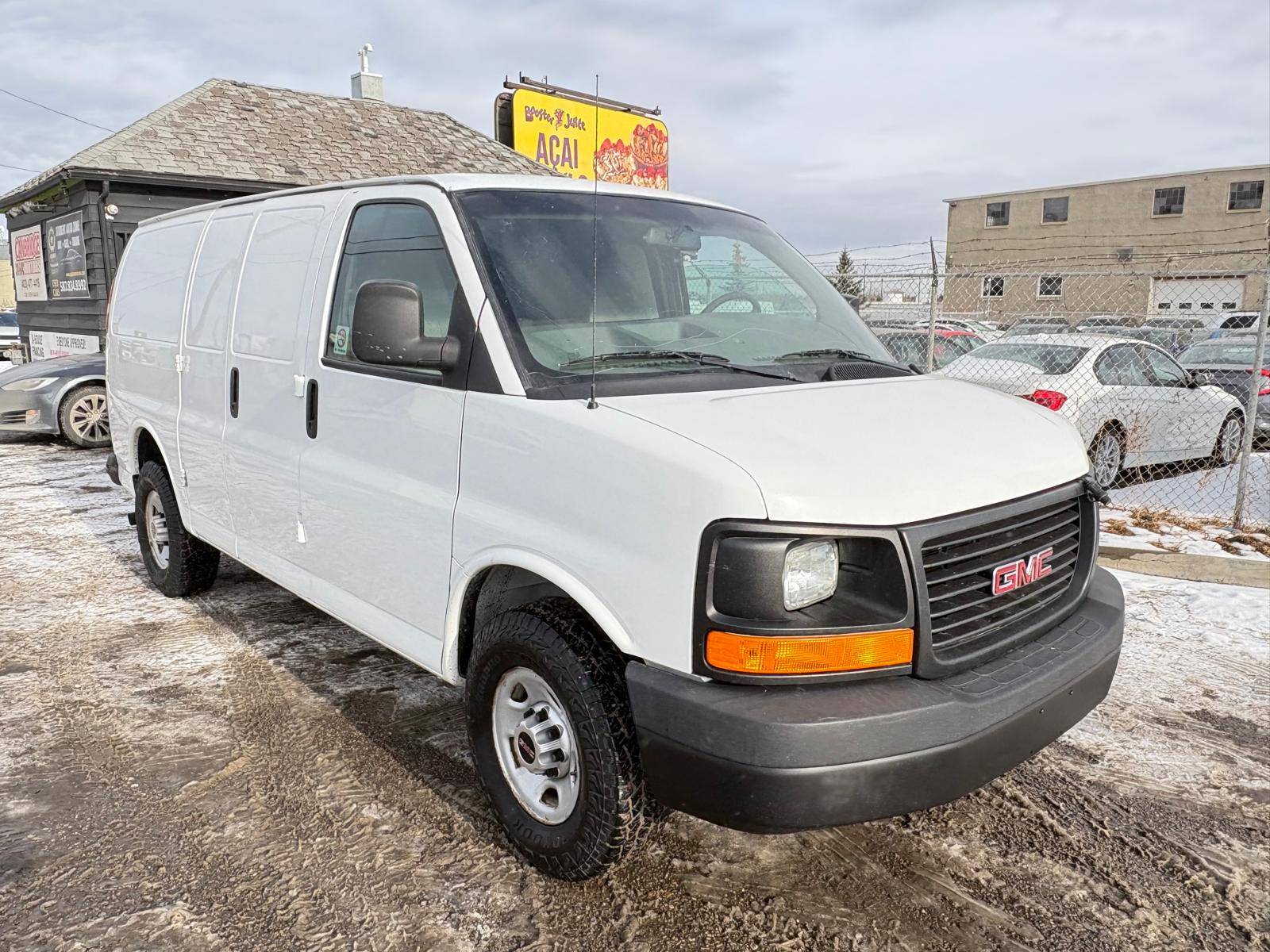 2015 GMC Savana