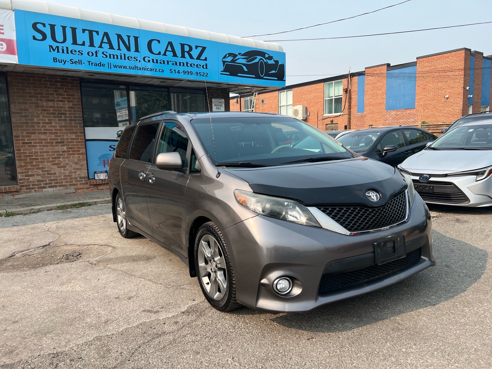 Gray 2014 Toyota Sienna Minivan Front-Wheel Drive Automatic