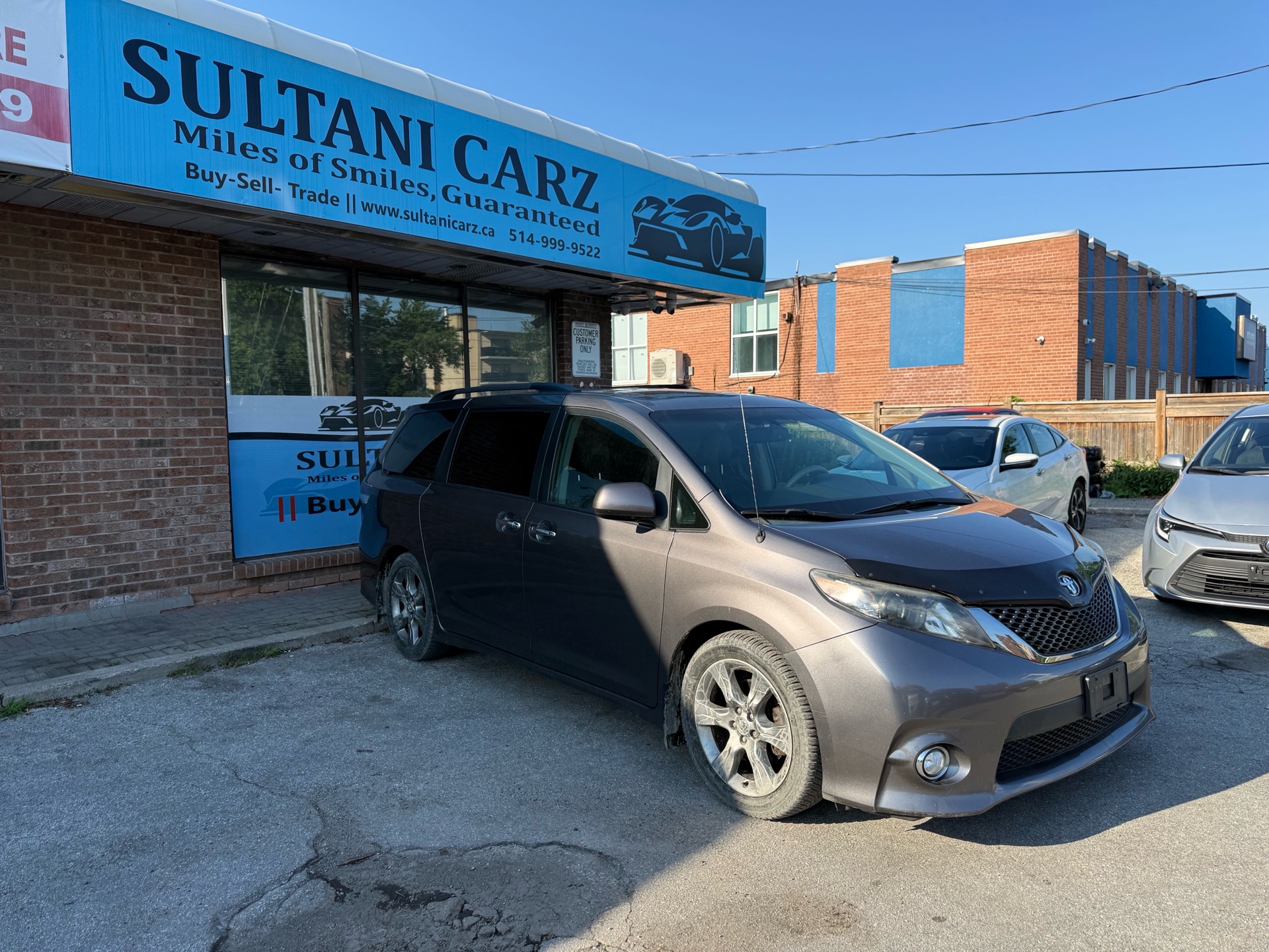 Gray 2014 Toyota Sienna Minivan Front-Wheel Drive Automatic
