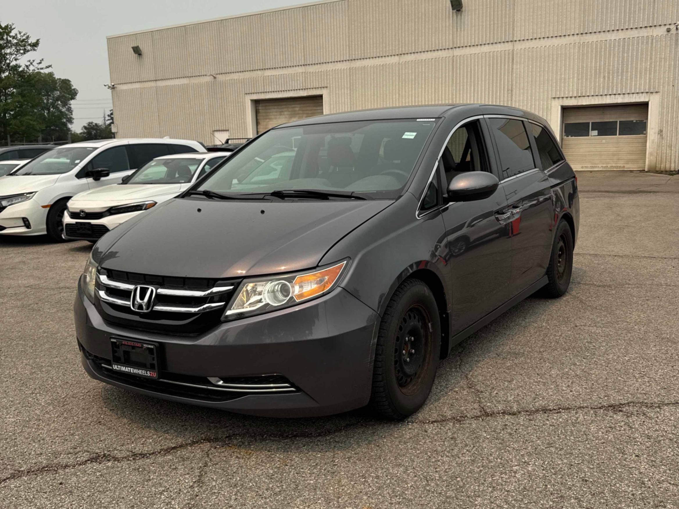 Gray 2015 Honda Odyssey Minivan Front-Wheel Drive Automatic