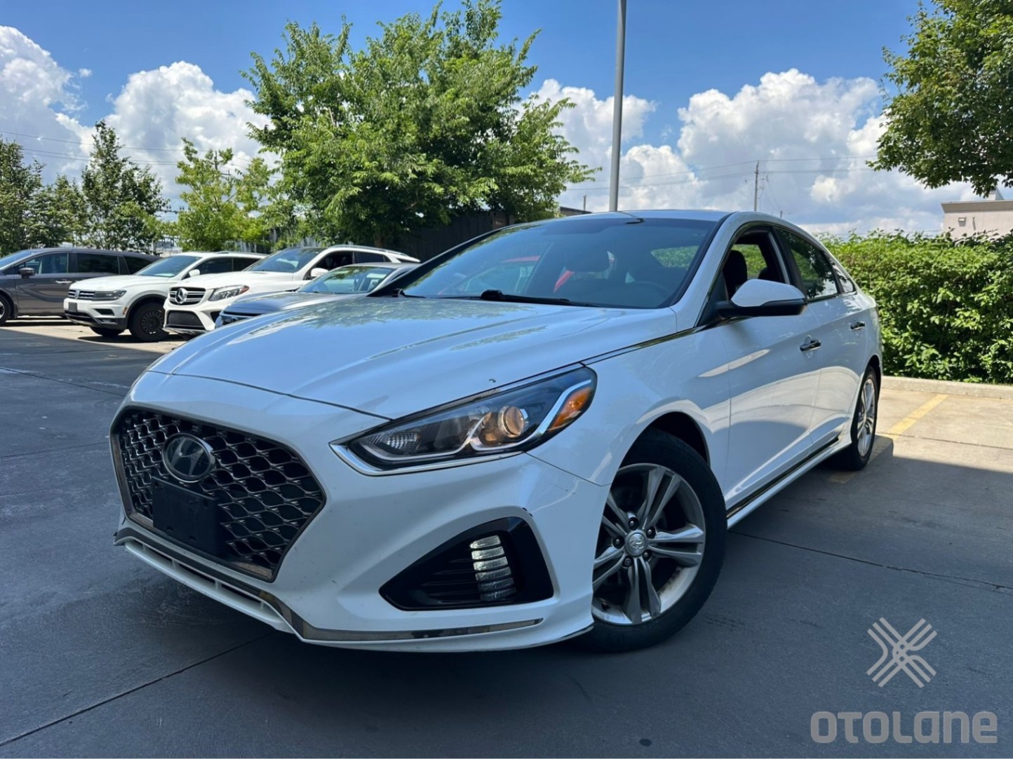 White 2018 Hyundai Sonata Sedan Front-Wheel Drive Automatic