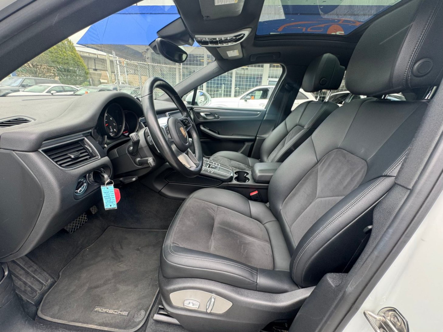 2017 Porsche Macan AWD 4dr/Local Car/Low Kilometres, 温哥华, 全款车