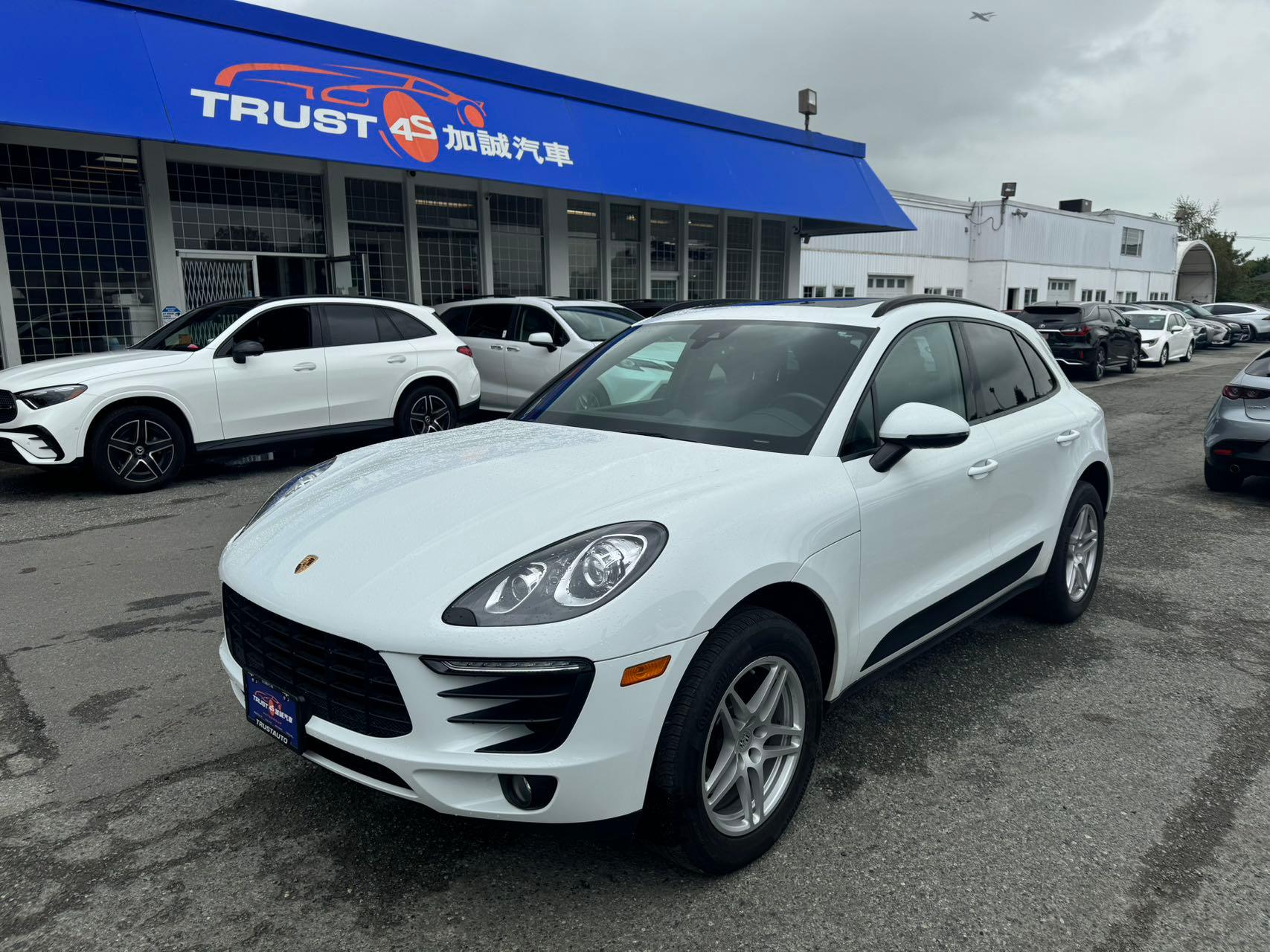 2017 Porsche Macan AWD 4dr/Local Car/Low Kilometres, 温哥华, 全款车