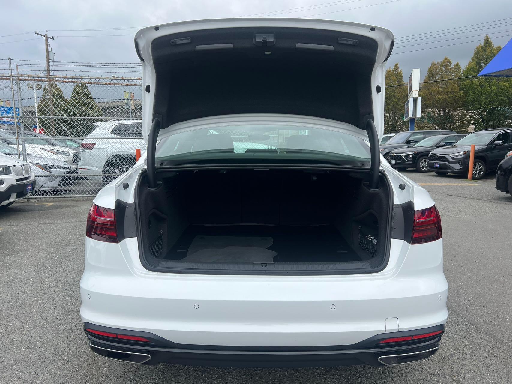 2022 Audi A4 Komfort/Free Accident/Local Car, 温哥华, 全款车