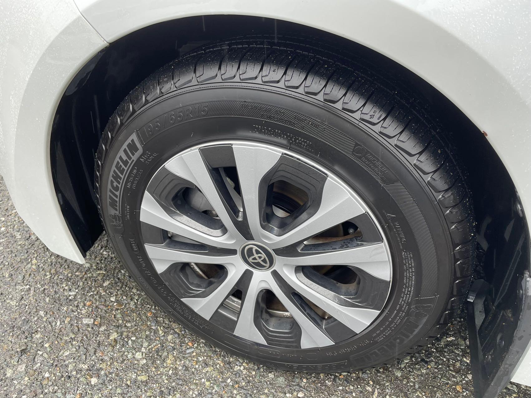 2022 Toyota Corolla Hybrid CVT w/Li Battery, Vancouver, Cash