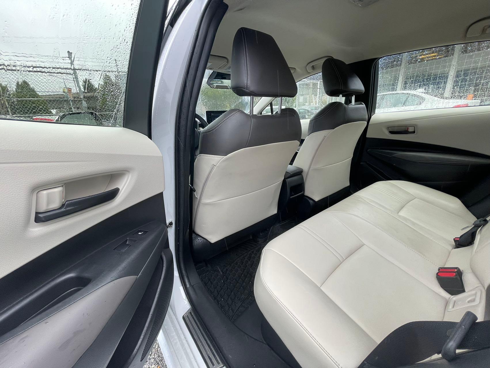 2022 Toyota Corolla Hybrid CVT w/Li Battery, Vancouver, Cash