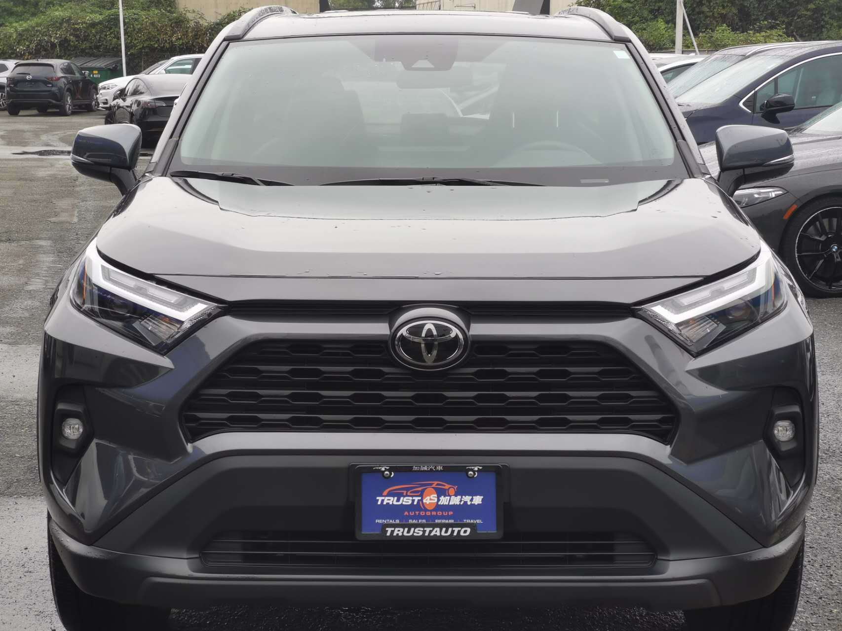 2023 Toyota RAV4 XLE AWD/Local Car/One Owner, Vancouver, Cash