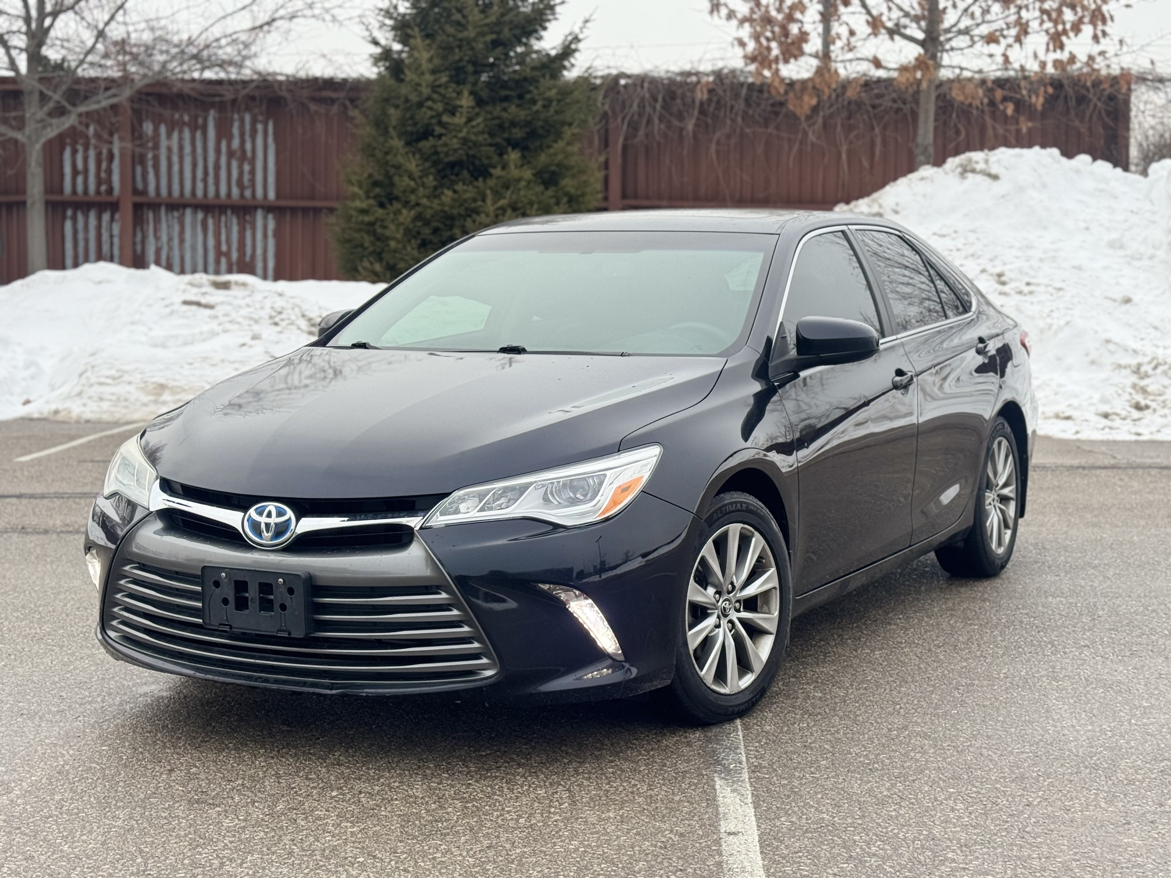 Toyota Camry XLE V6