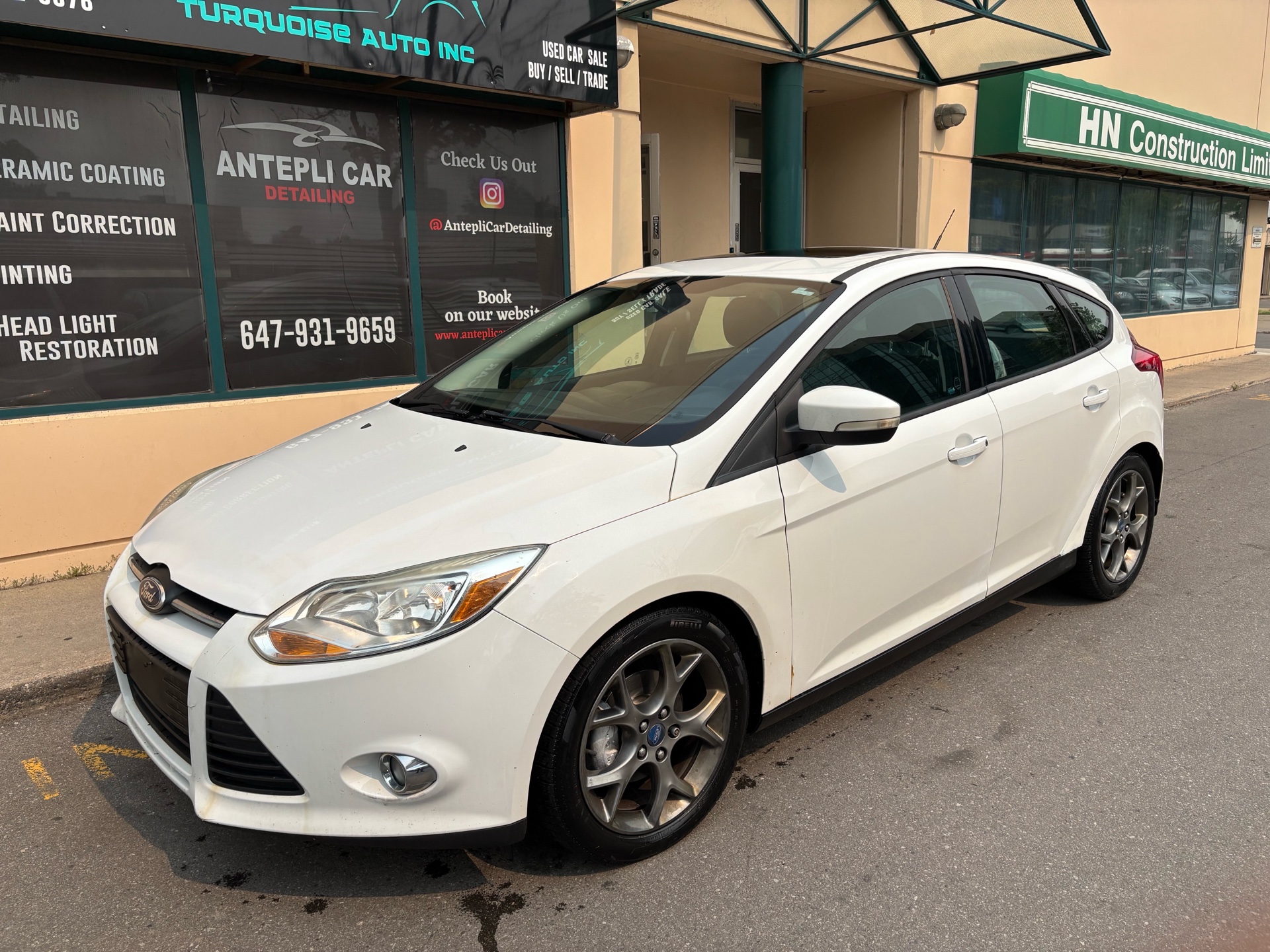 White 2013 Ford Focus Hatchback Front-Wheel Drive Automatic