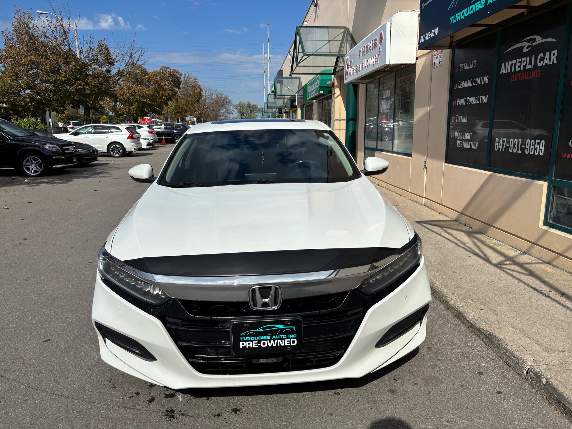 White 2019 Honda Accord Sedan  Automatic