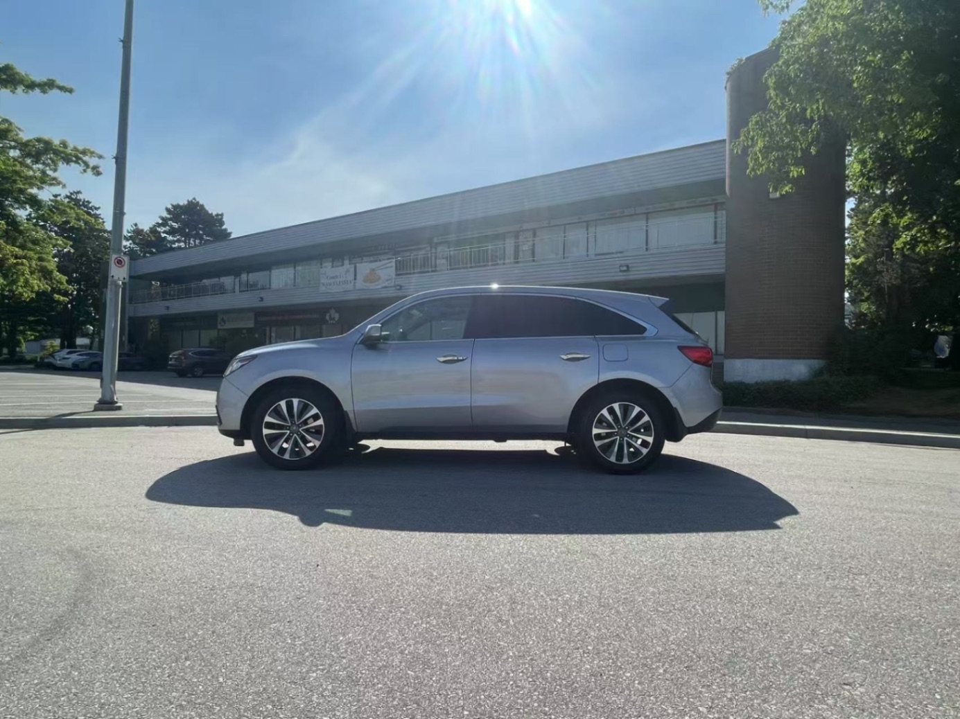 2016 Acura MDX SH-AWD 4dr Nav Pkg, Vancouver, Cash