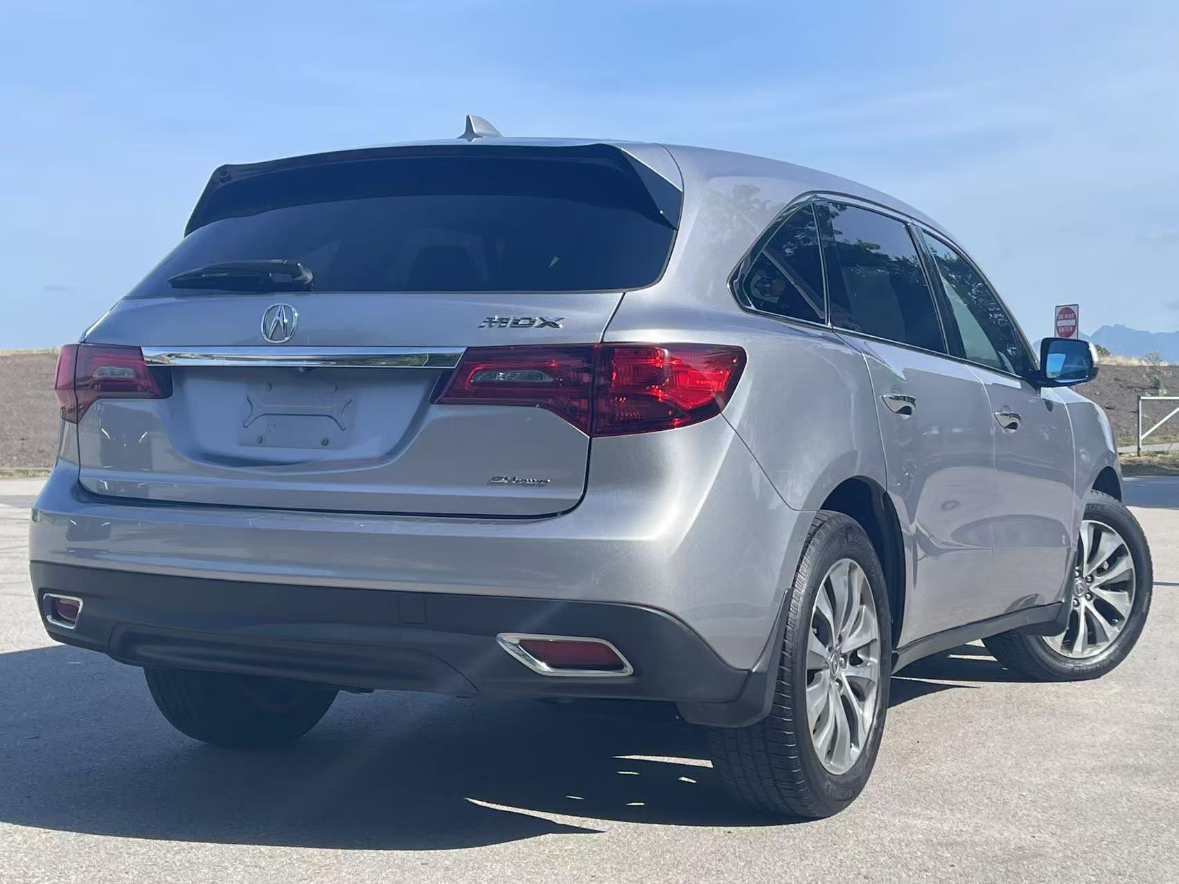 2016 Acura MDX SH-AWD 4dr Nav Pkg, Vancouver, Cash