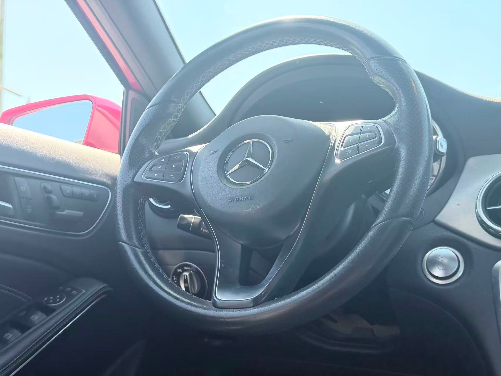 2017 Mercedes-Benz GL-Class 4MATIC GLA 250/ AMG PKG/ CLEAN TITLE/ BC LOCAL, 温哥华, 全款车