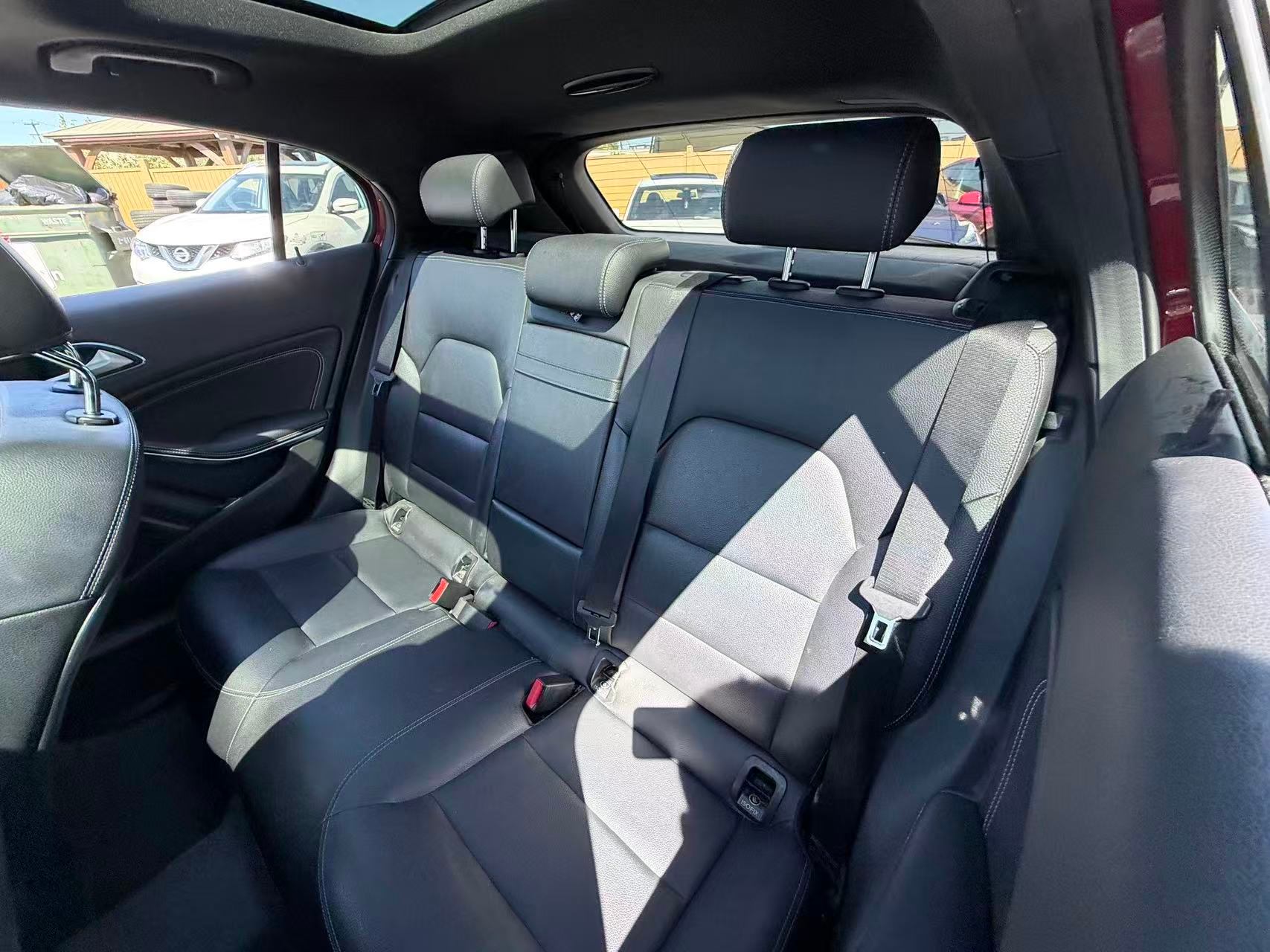 2017 Mercedes-Benz GL-Class 4MATIC GLA 250/ AMG PKG/ CLEAN TITLE/ BC LOCAL, 温哥华, 全款车